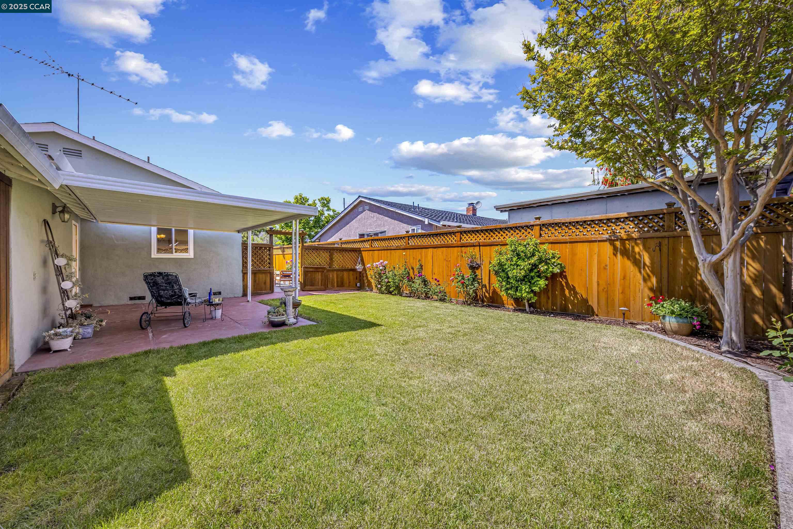 Detail Gallery Image 38 of 47 For 30450 Oakmont Way, Hayward,  CA 94544 - 3 Beds | 2 Baths