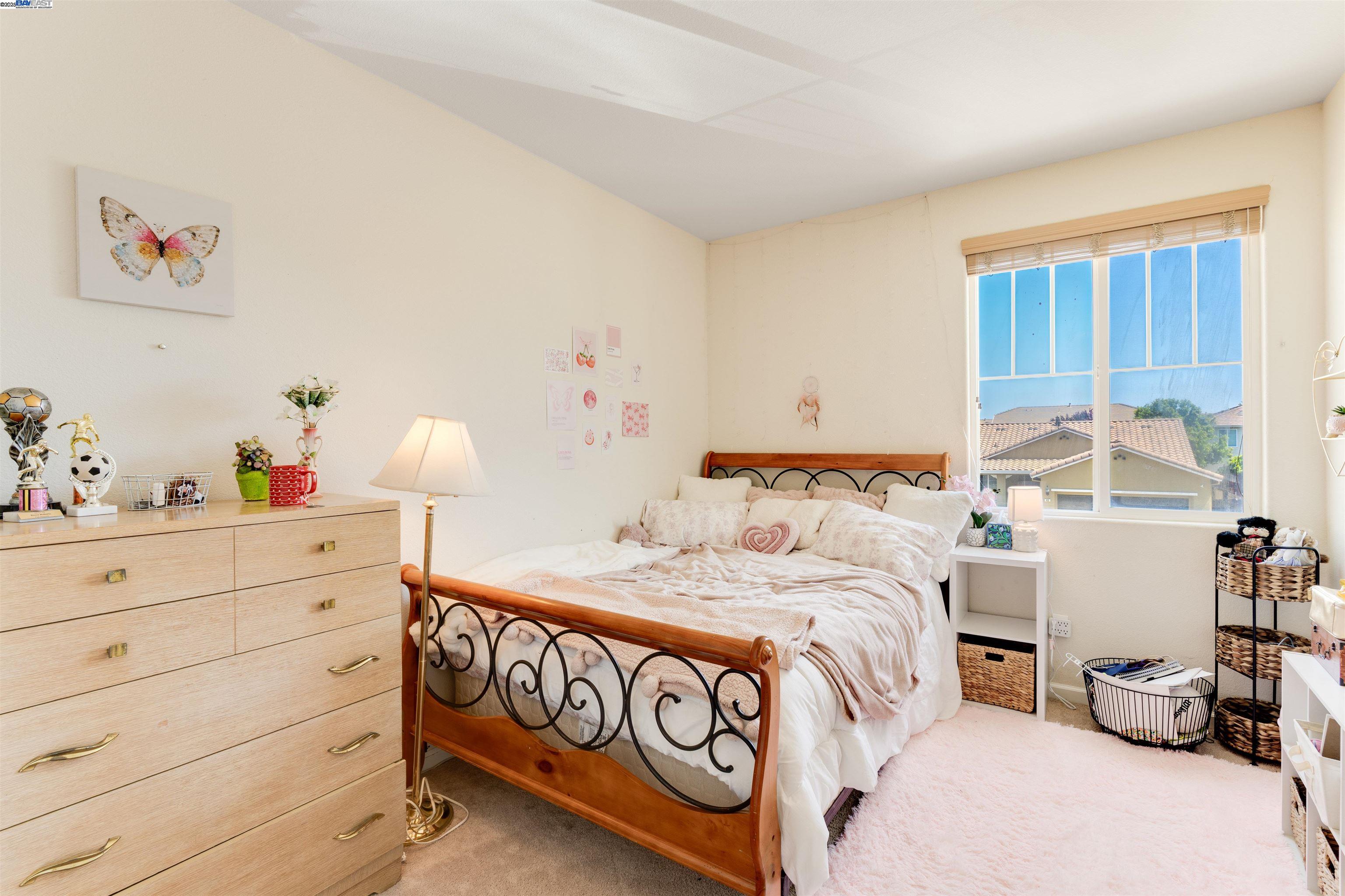 Detail Gallery Image 23 of 38 For 42 Sugarbush Ct, Oakley,  CA 94561 - 5 Beds | 3 Baths