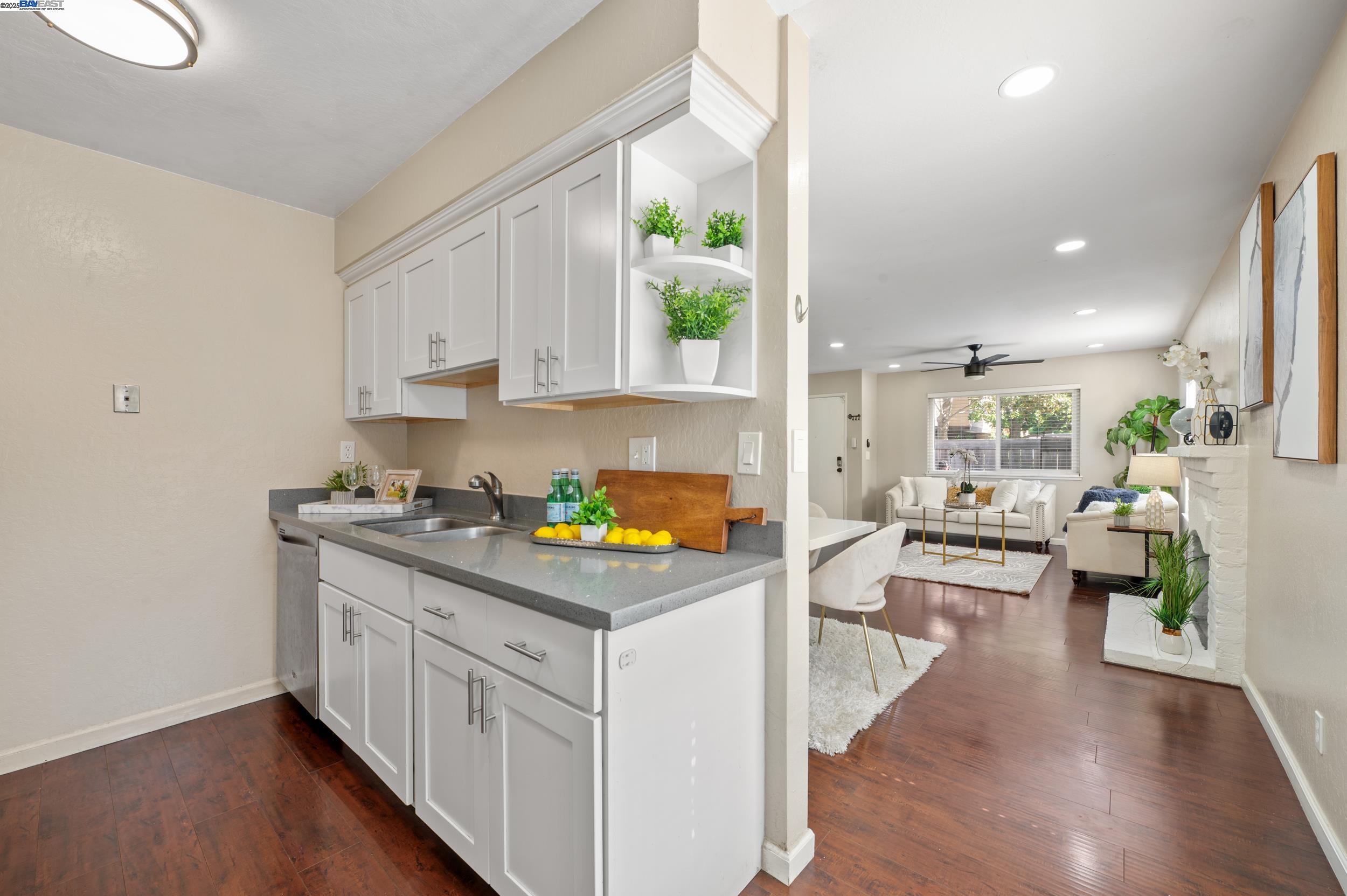Detail Gallery Image 14 of 25 For 38537 Vancouver Cmn, Fremont,  CA 94536 - 2 Beds | 1 Baths