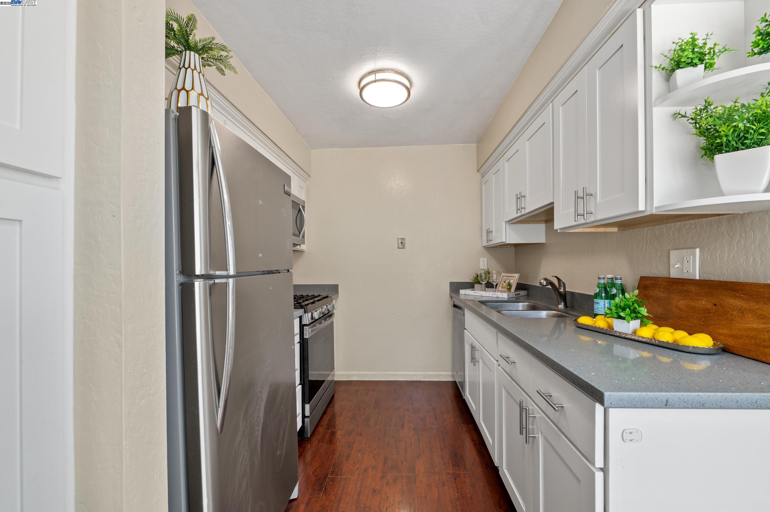 Detail Gallery Image 15 of 25 For 38537 Vancouver Cmn, Fremont,  CA 94536 - 2 Beds | 1 Baths