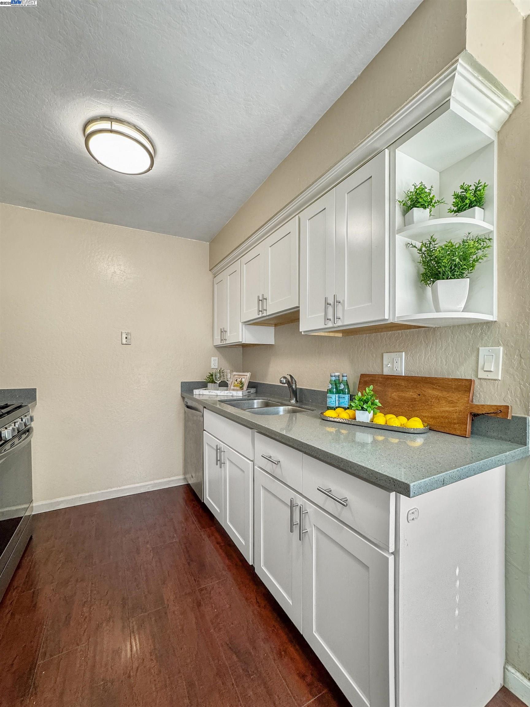 Detail Gallery Image 17 of 25 For 38537 Vancouver Cmn, Fremont,  CA 94536 - 2 Beds | 1 Baths