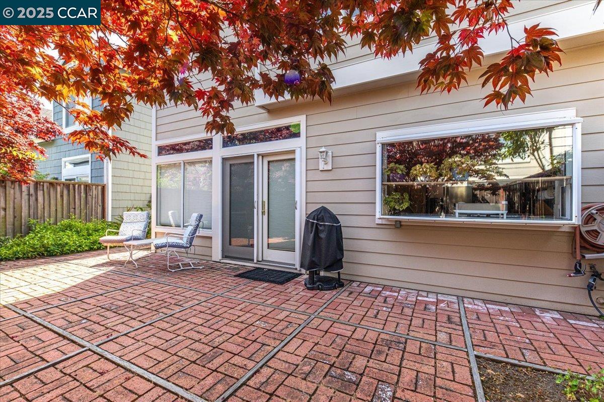 Detail Gallery Image 29 of 37 For 48 Southwind Cir, Richmond,  CA 94804 - 3 Beds | 2/1 Baths