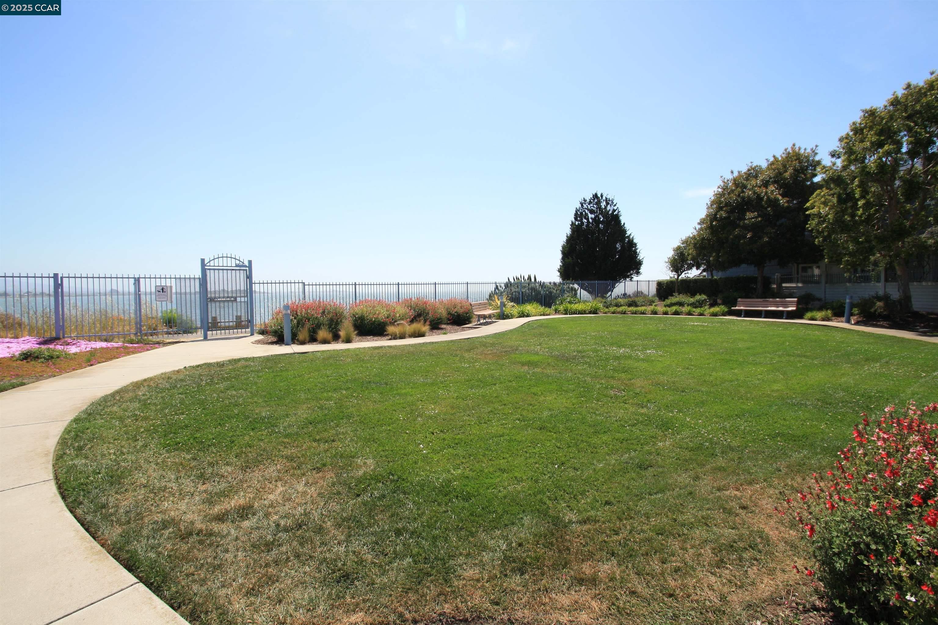 Detail Gallery Image 32 of 37 For 48 Southwind Cir, Richmond,  CA 94804 - 3 Beds | 2/1 Baths