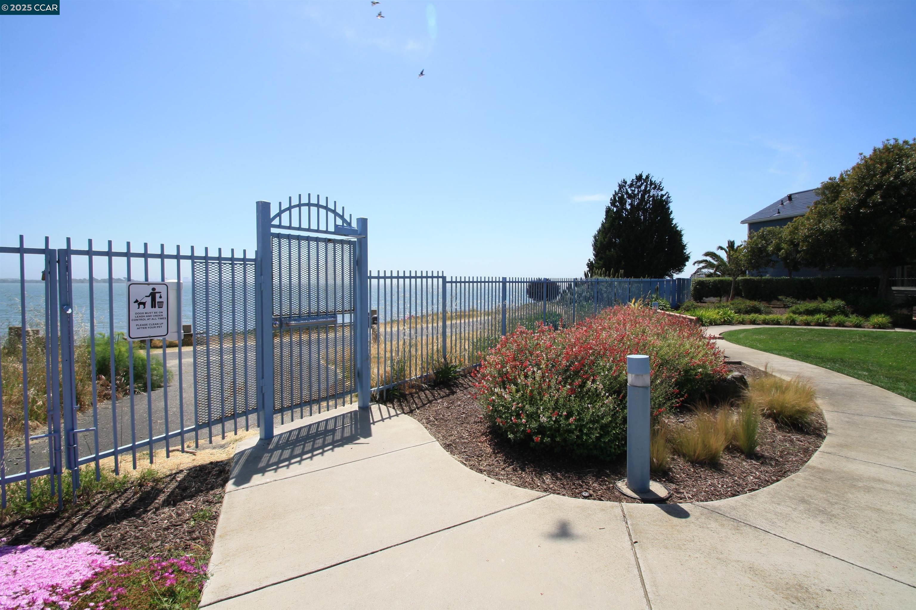 Detail Gallery Image 34 of 37 For 48 Southwind Cir, Richmond,  CA 94804 - 3 Beds | 2/1 Baths