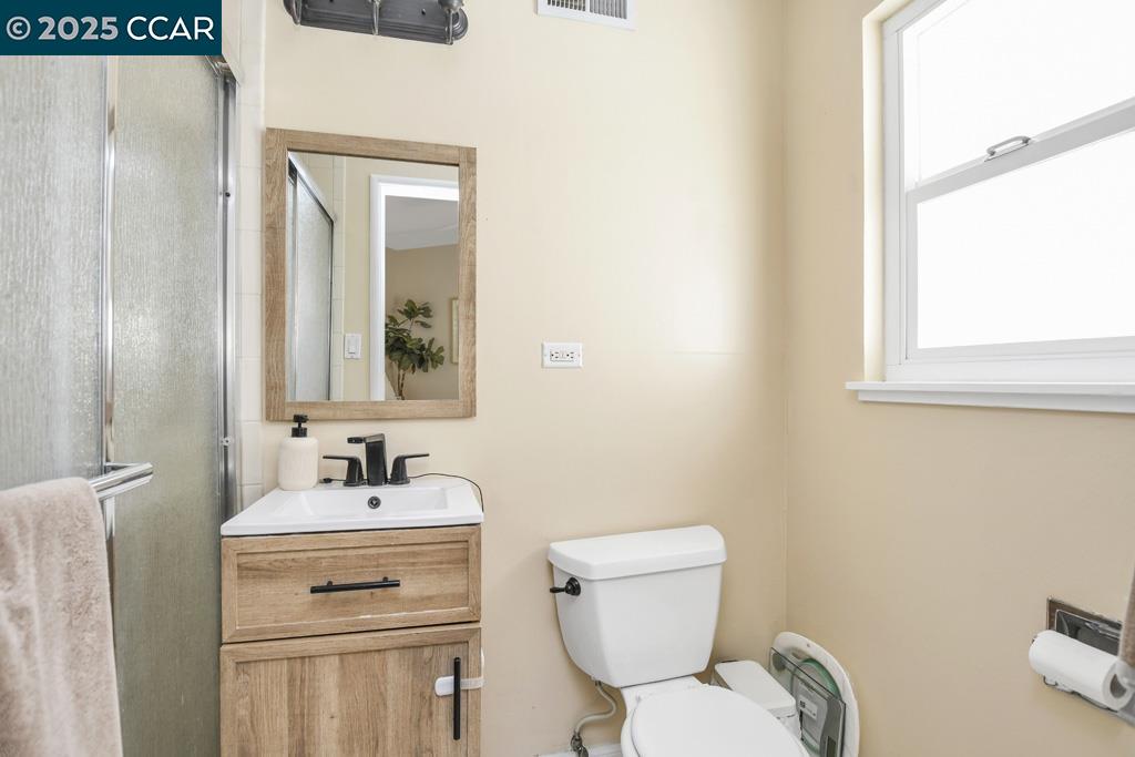 Detail Gallery Image 19 of 31 For 320 E 13th Street, Antioch,  CA 94509-1910 - 3 Beds | 2 Baths