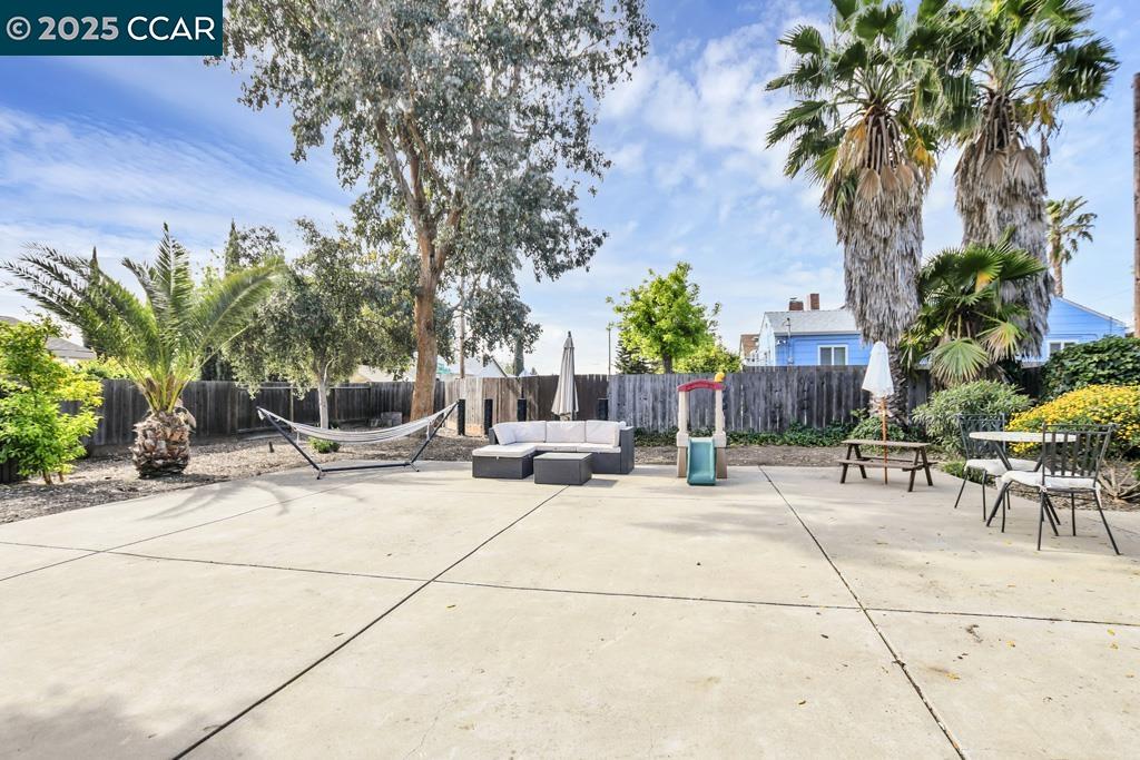 Detail Gallery Image 25 of 31 For 320 E 13th Street, Antioch,  CA 94509-1910 - 3 Beds | 2 Baths