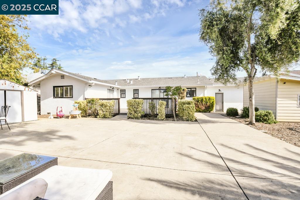 Detail Gallery Image 26 of 31 For 320 E 13th Street, Antioch,  CA 94509-1910 - 3 Beds | 2 Baths