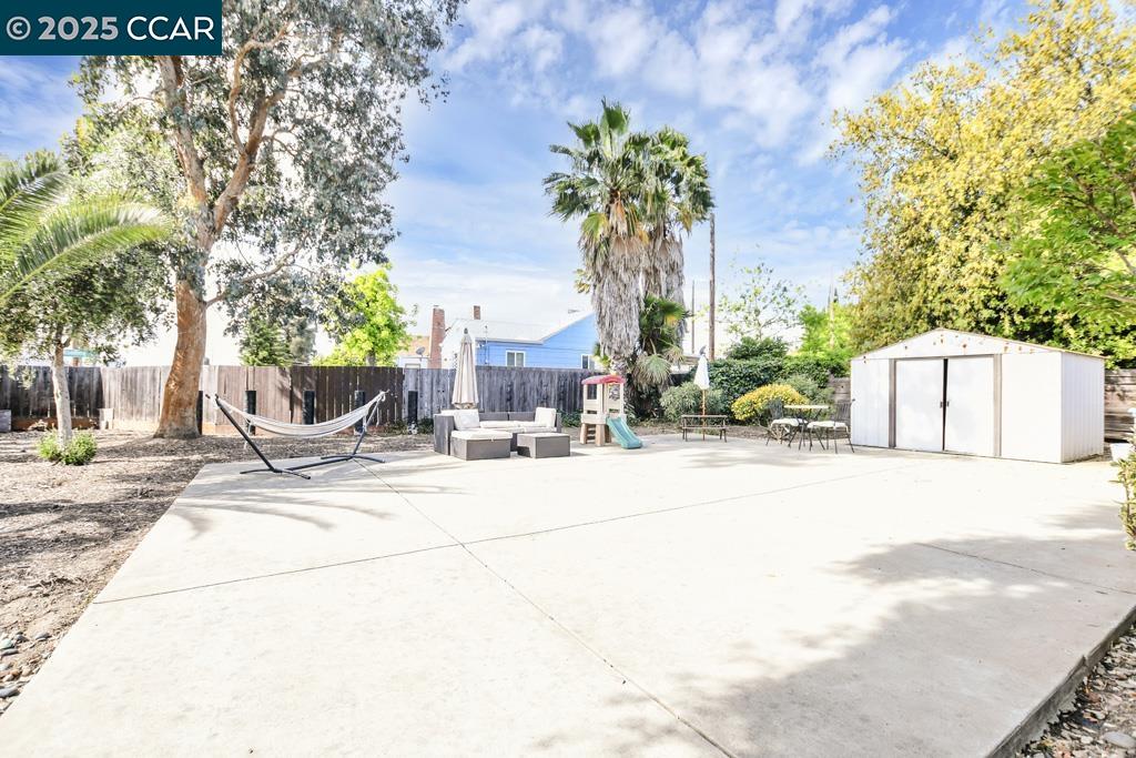 Detail Gallery Image 27 of 31 For 320 E 13th Street, Antioch,  CA 94509-1910 - 3 Beds | 2 Baths