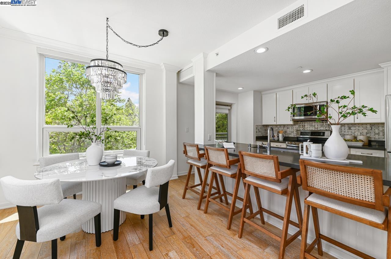 Detail Gallery Image 12 of 31 For 1375 Lick Ave #222,  San Jose,  CA 95110 - 2 Beds | 2 Baths