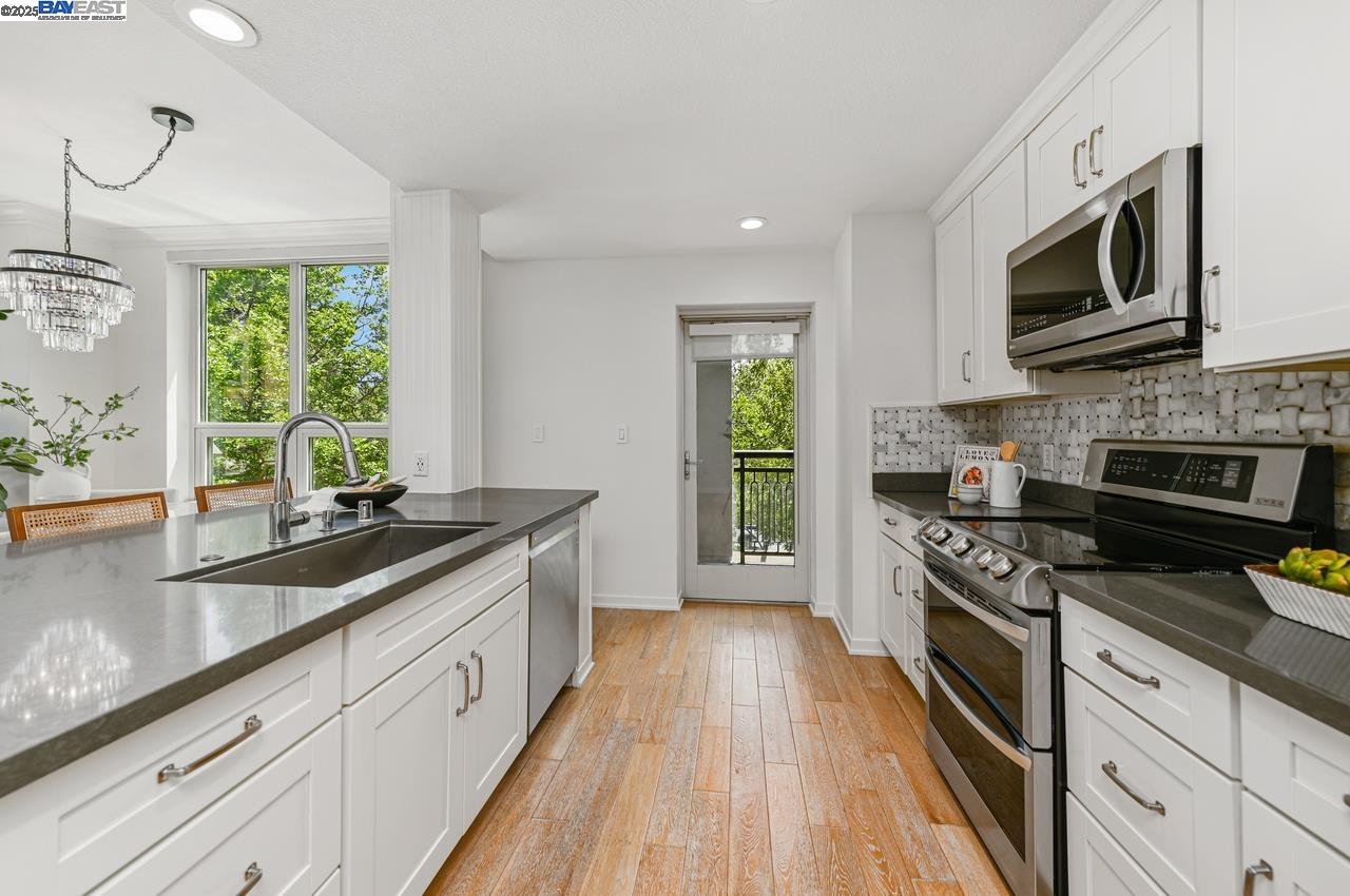 Detail Gallery Image 18 of 31 For 1375 Lick Ave #222,  San Jose,  CA 95110 - 2 Beds | 2 Baths