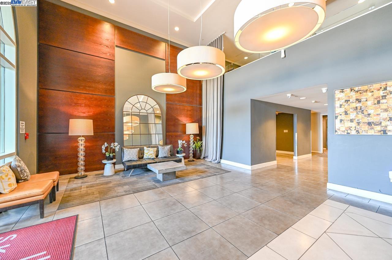 Detail Gallery Image 5 of 31 For 1375 Lick Ave #222,  San Jose,  CA 95110 - 2 Beds | 2 Baths