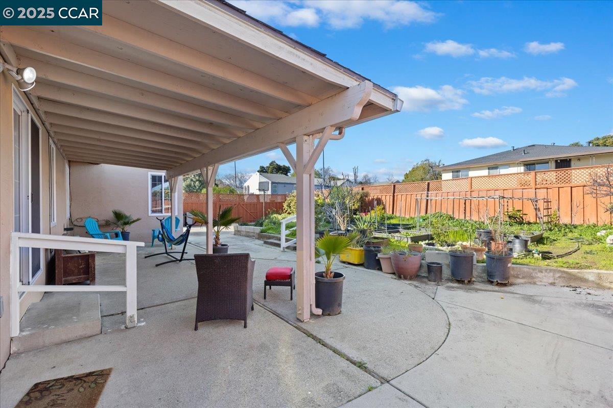 Detail Gallery Image 29 of 39 For 34864 Perry Rd, Union City,  CA 94587 - 5 Beds | 3 Baths