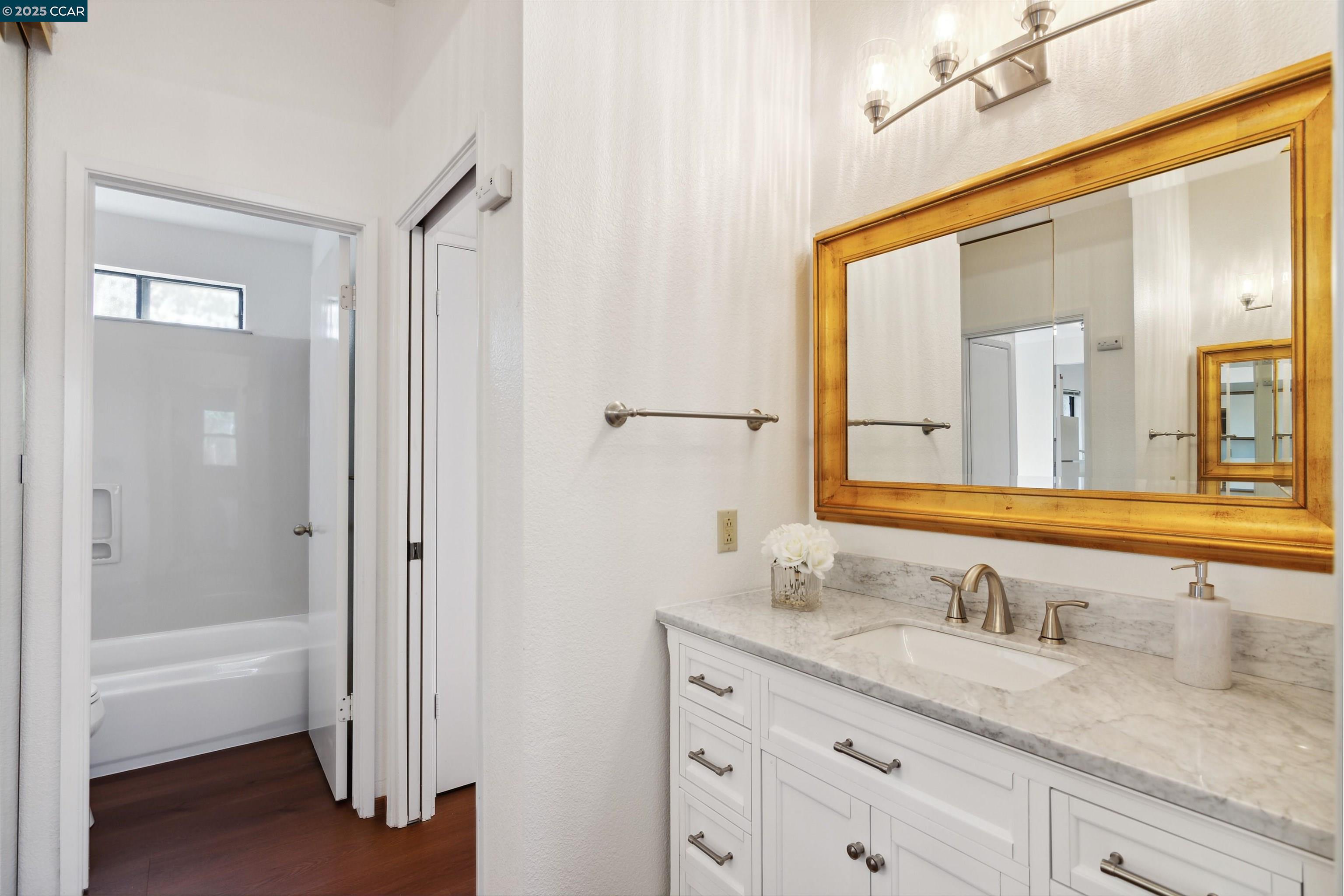 Photo #18: 41095660 Listing: Photo #18