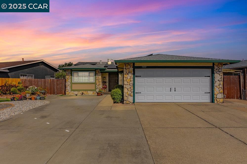Detail Gallery Image 1 of 1 For 1522 Severus Dr, Vallejo,  CA 94589 - 5 Beds | 3 Baths