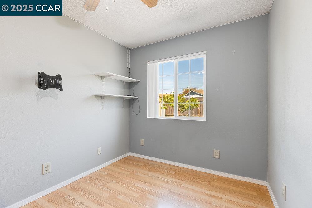 Detail Gallery Image 13 of 29 For 1522 Severus Dr, Vallejo,  CA 94589 - 5 Beds | 3 Baths