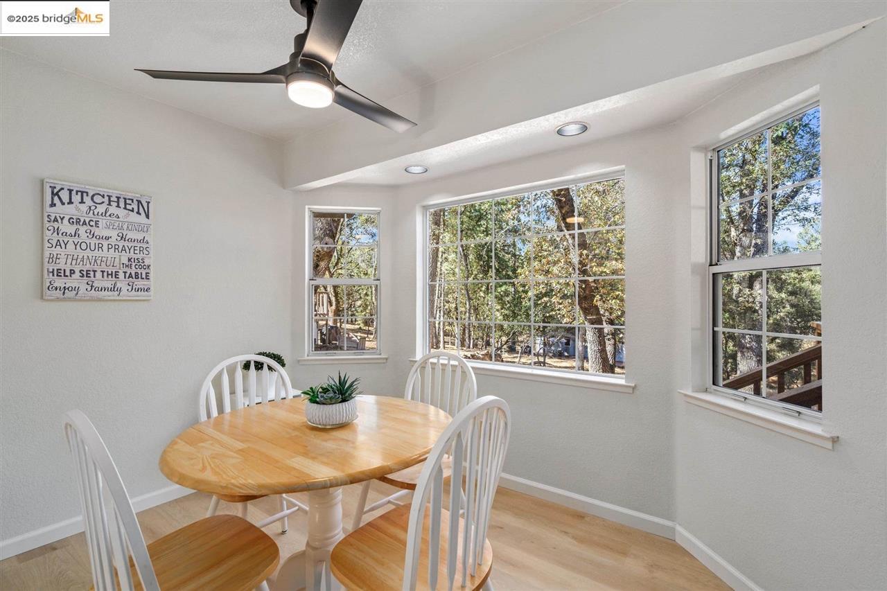 Detail Gallery Image 34 of 60 For 13064 Jackson Mill, Groveland,  CA 95321-9552 - 3 Beds | 2/1 Baths