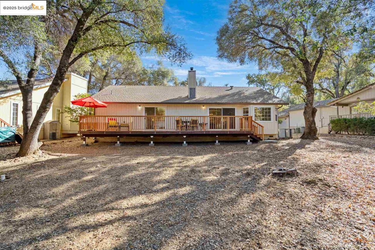 Detail Gallery Image 7 of 60 For 13064 Jackson Mill, Groveland,  CA 95321-9552 - 3 Beds | 2/1 Baths