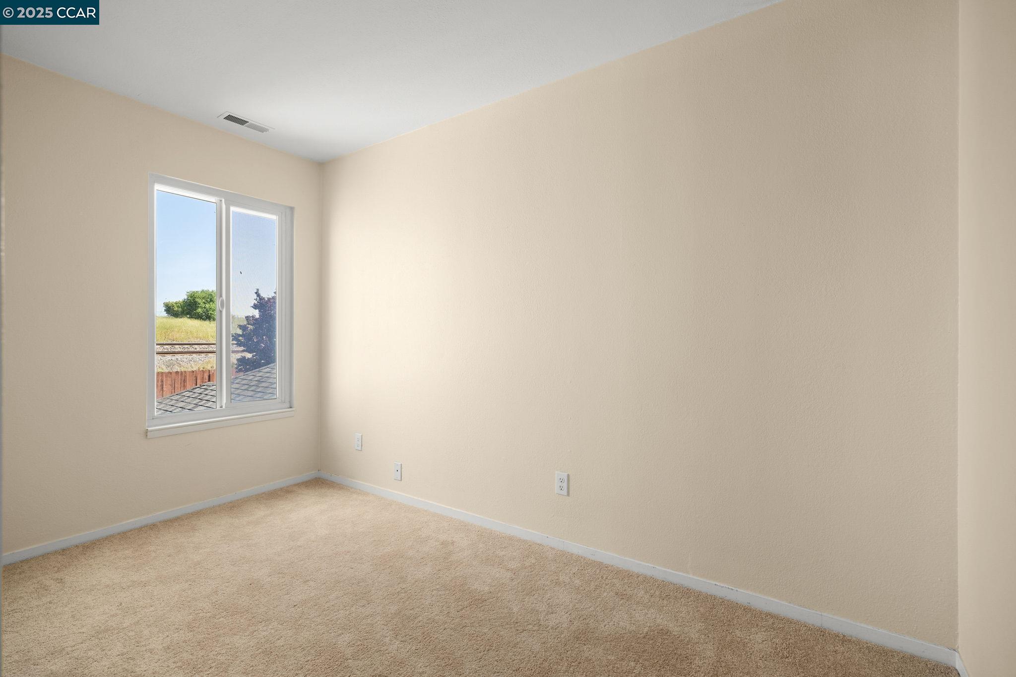 Detail Gallery Image 23 of 29 For 113 Woy Cir, Pinole,  CA 94564 - 2 Beds | 1/1 Baths