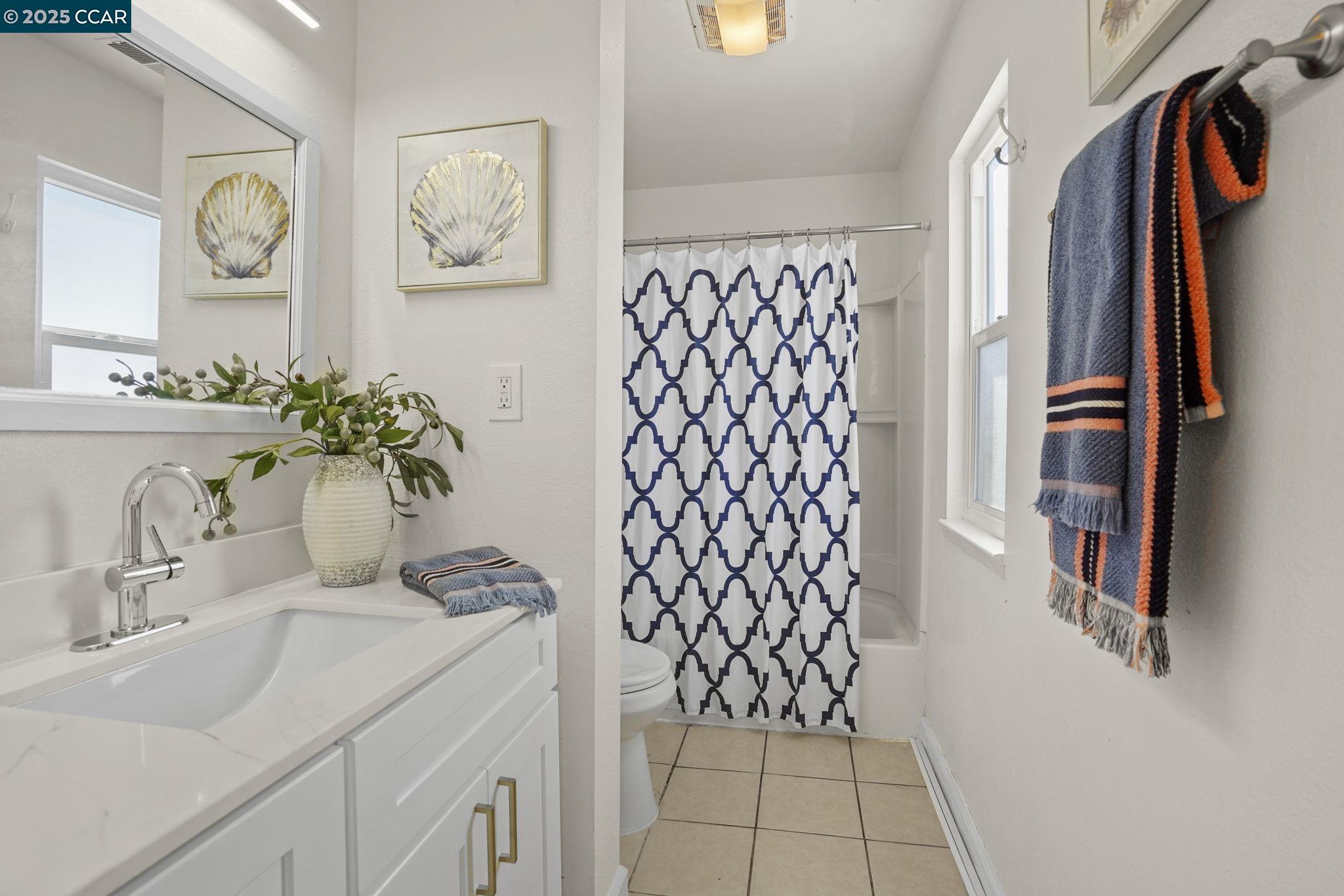 Detail Gallery Image 26 of 29 For 113 Woy Cir, Pinole,  CA 94564 - 2 Beds | 1/1 Baths