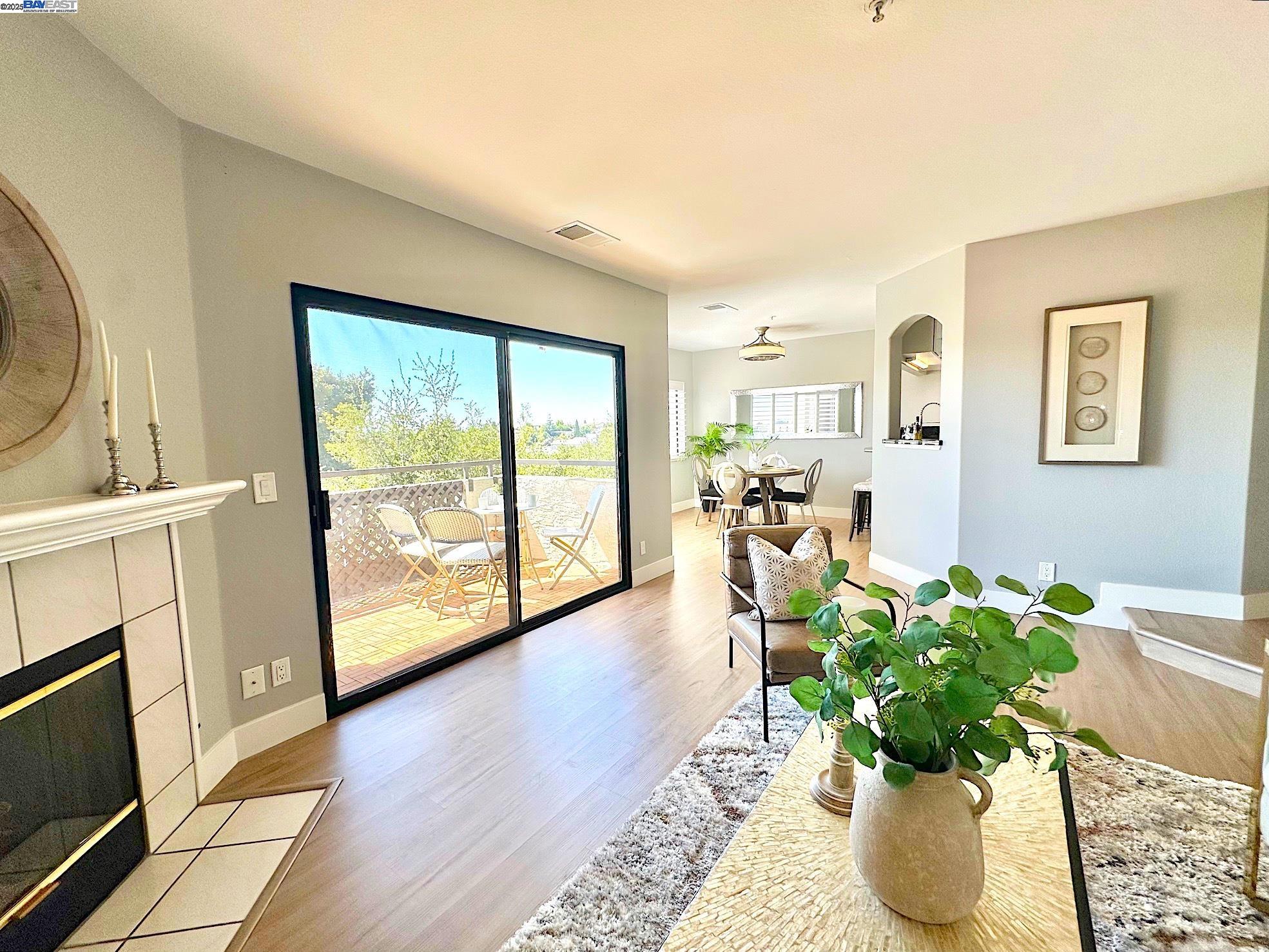 Photo #4: 41095670 Listing 