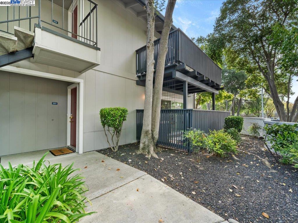 More Details about MLS # 41095673 : 9085 ALCOSTA BLVD # 391