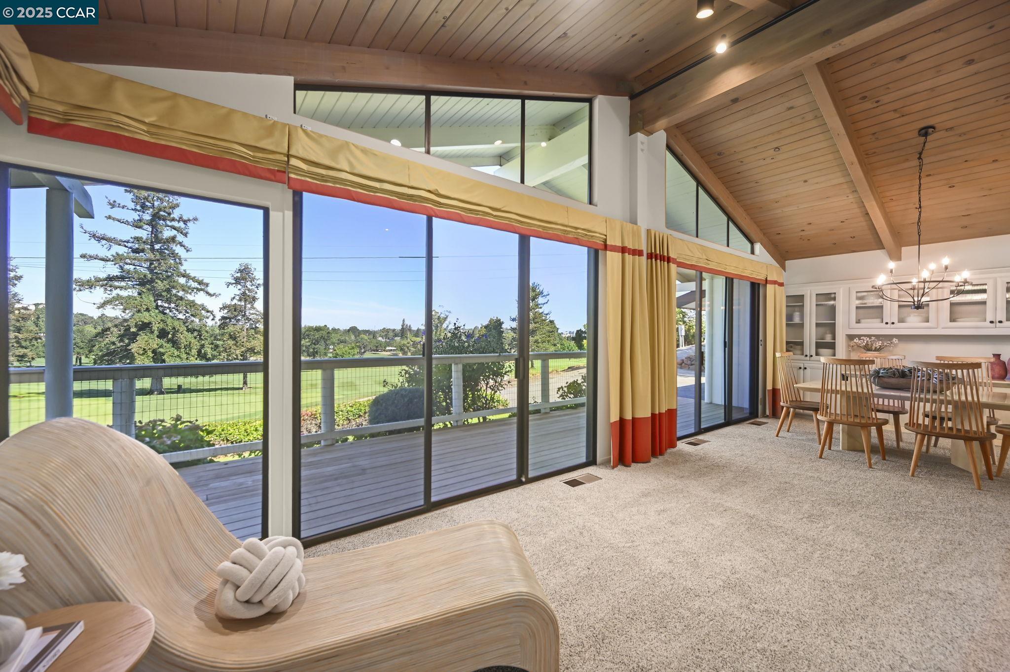 Detail Gallery Image 15 of 60 For 554 Golf Club Road, Pleasant Hill,  CA 94523 - 4 Beds | 3 Baths