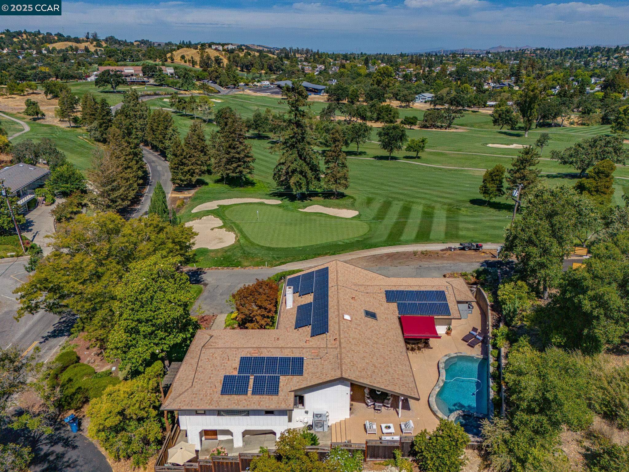 Detail Gallery Image 3 of 60 For 554 Golf Club Road, Pleasant Hill,  CA 94523 - 4 Beds | 3 Baths
