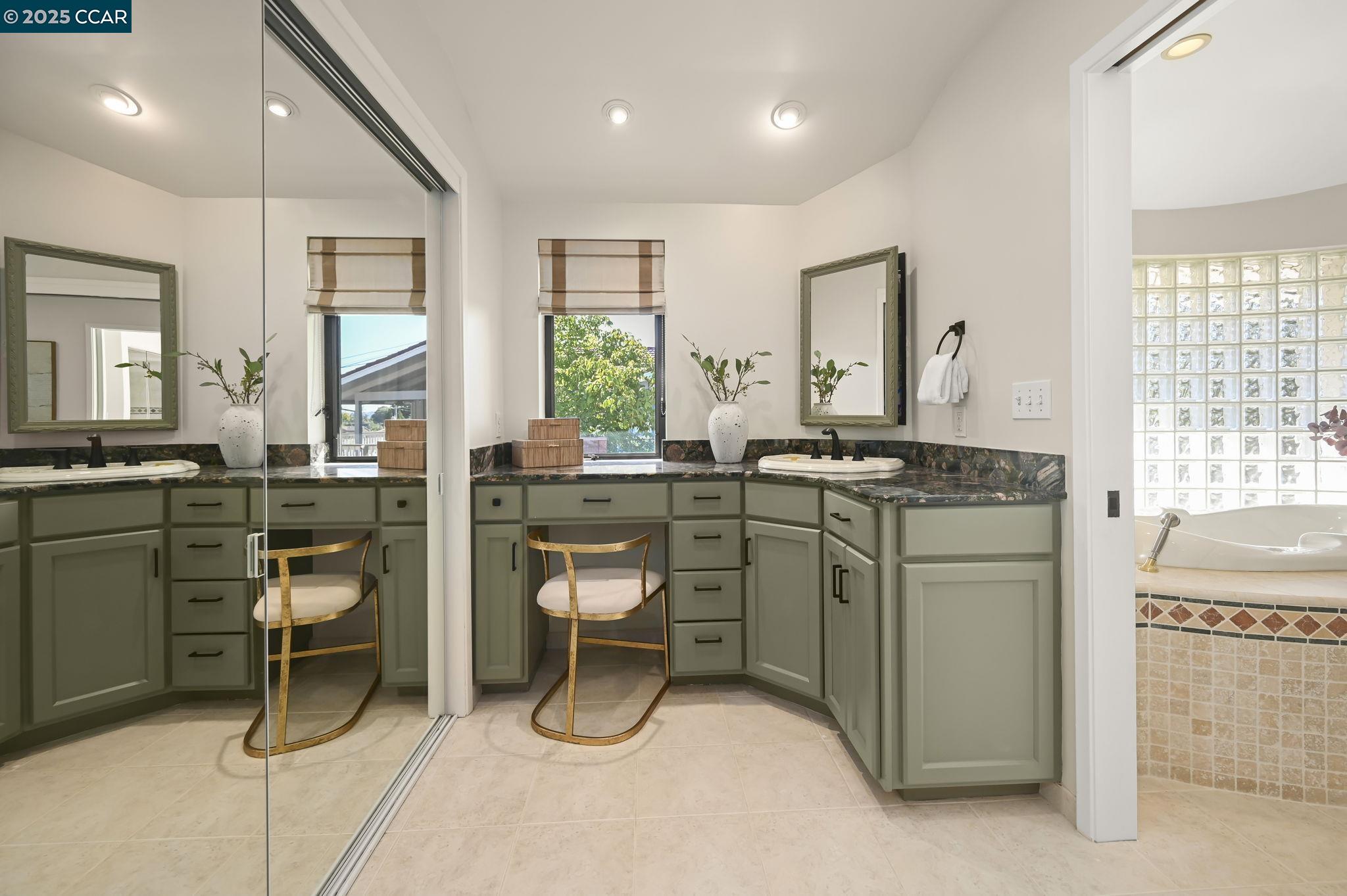 Detail Gallery Image 28 of 60 For 554 Golf Club Road, Pleasant Hill,  CA 94523 - 4 Beds | 3 Baths