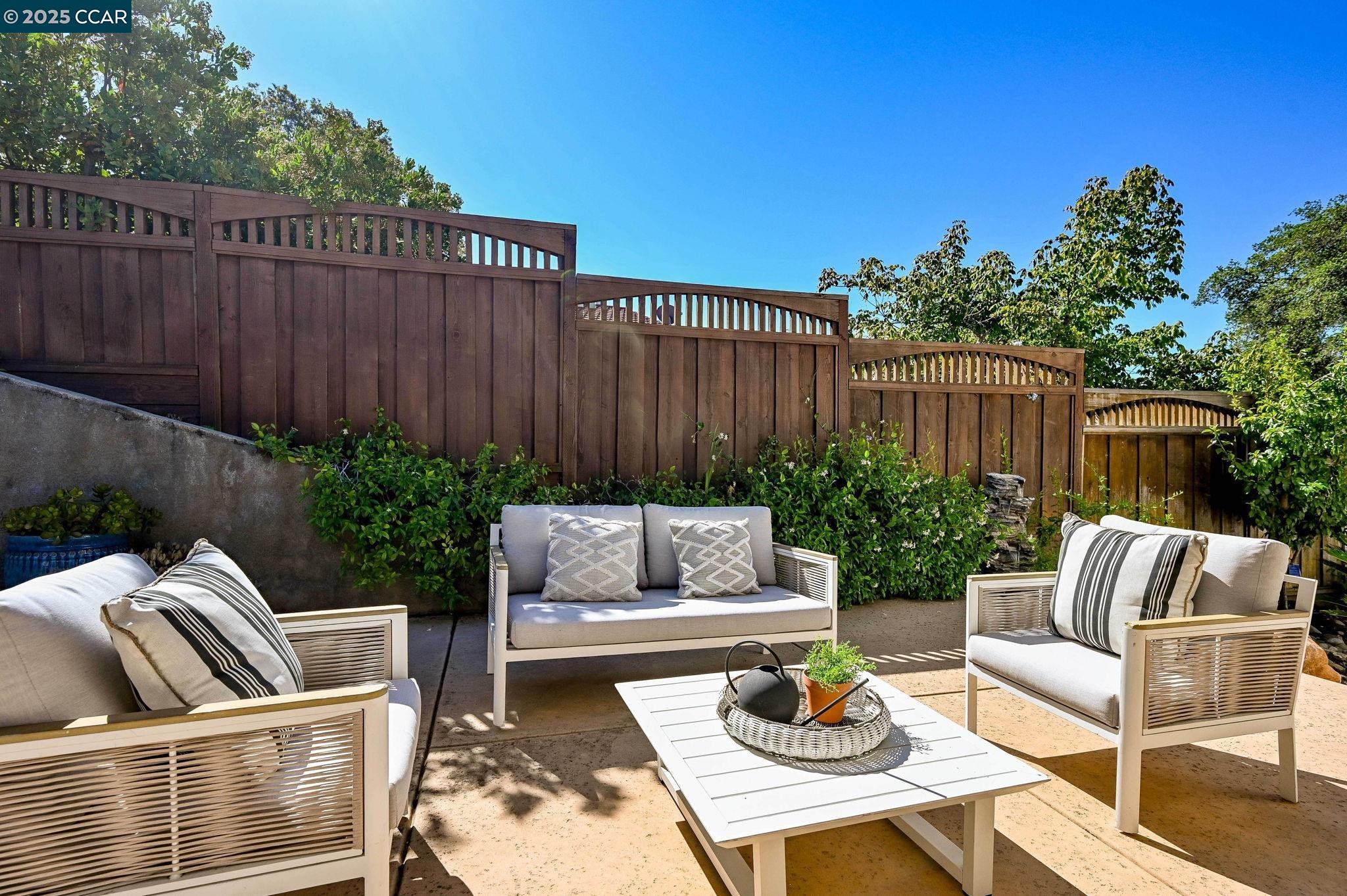 Detail Gallery Image 40 of 60 For 554 Golf Club Road, Pleasant Hill,  CA 94523 - 4 Beds | 3 Baths