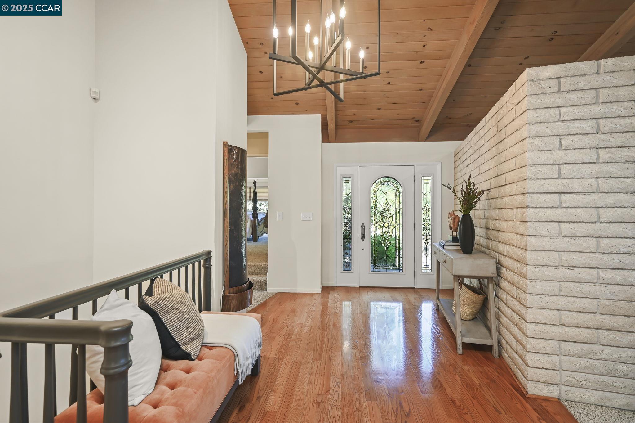 Detail Gallery Image 9 of 60 For 554 Golf Club Road, Pleasant Hill,  CA 94523 - 4 Beds | 3 Baths