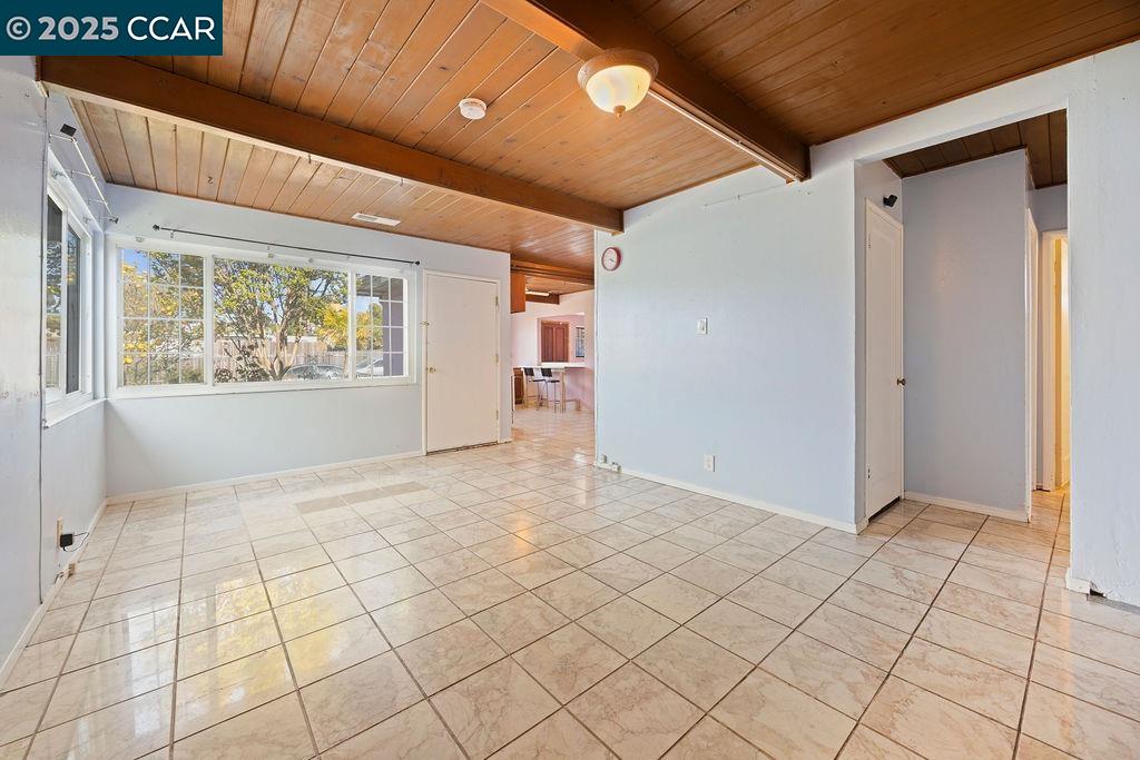 Detail Gallery Image 13 of 36 For 222 Denise, San Pablo,  CA 94806 - 4 Beds | 2 Baths