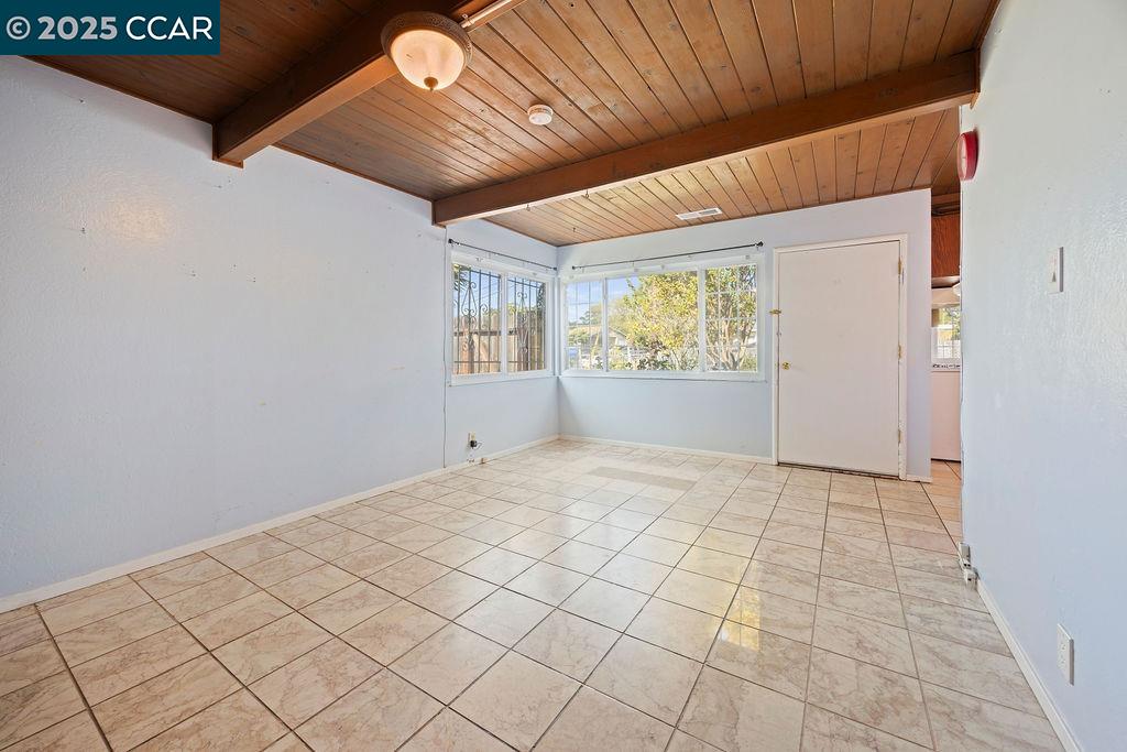 Detail Gallery Image 14 of 36 For 222 Denise, San Pablo,  CA 94806 - 4 Beds | 2 Baths
