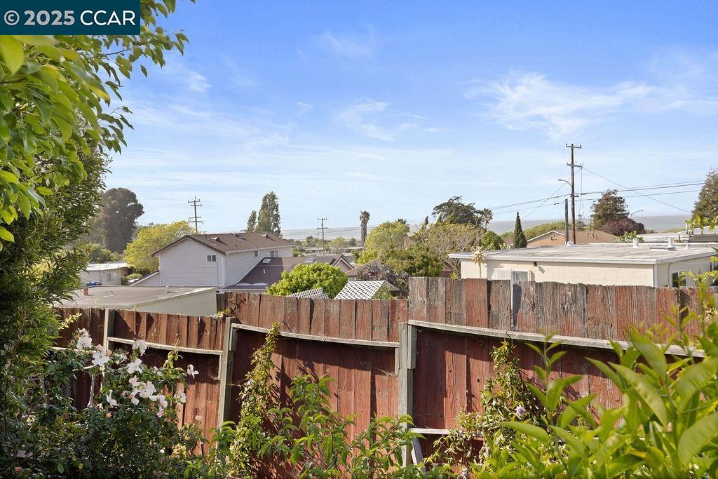 Detail Gallery Image 34 of 36 For 222 Denise, San Pablo,  CA 94806 - 4 Beds | 2 Baths