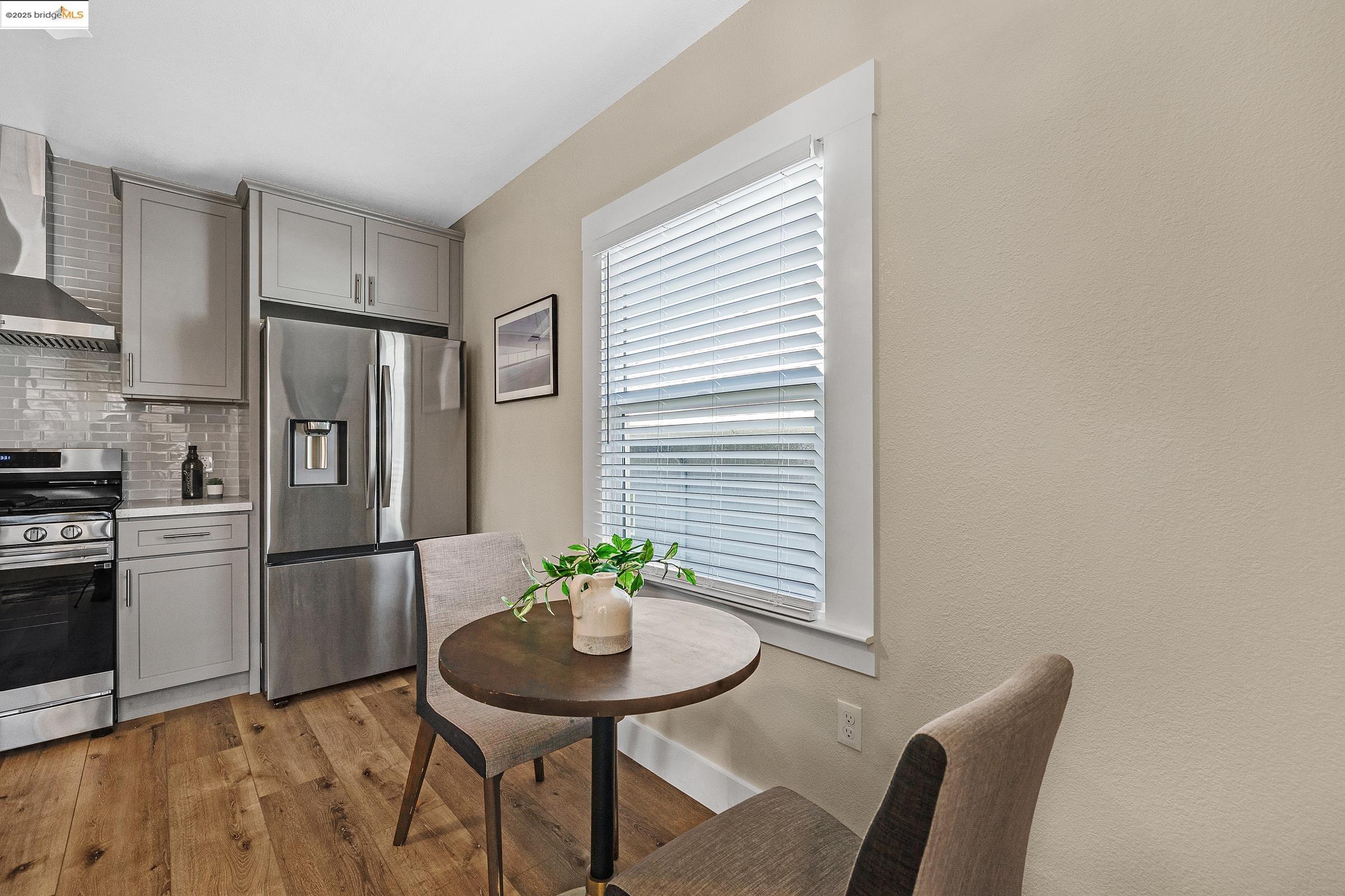 Detail Gallery Image 7 of 26 For 1047-49 59th Street, Oakland,  CA 94608 - – Beds | – Baths