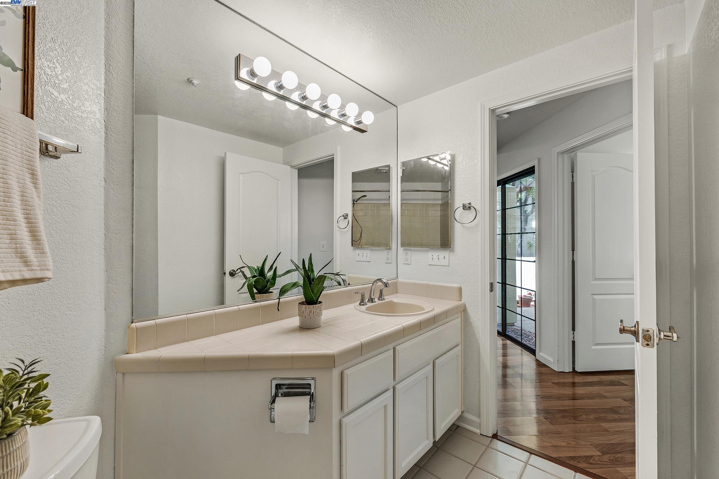 Detail Gallery Image 20 of 33 For 39280 Marbella Terraza 4n,  Fremont,  CA 94538 - 3 Beds | 3 Baths