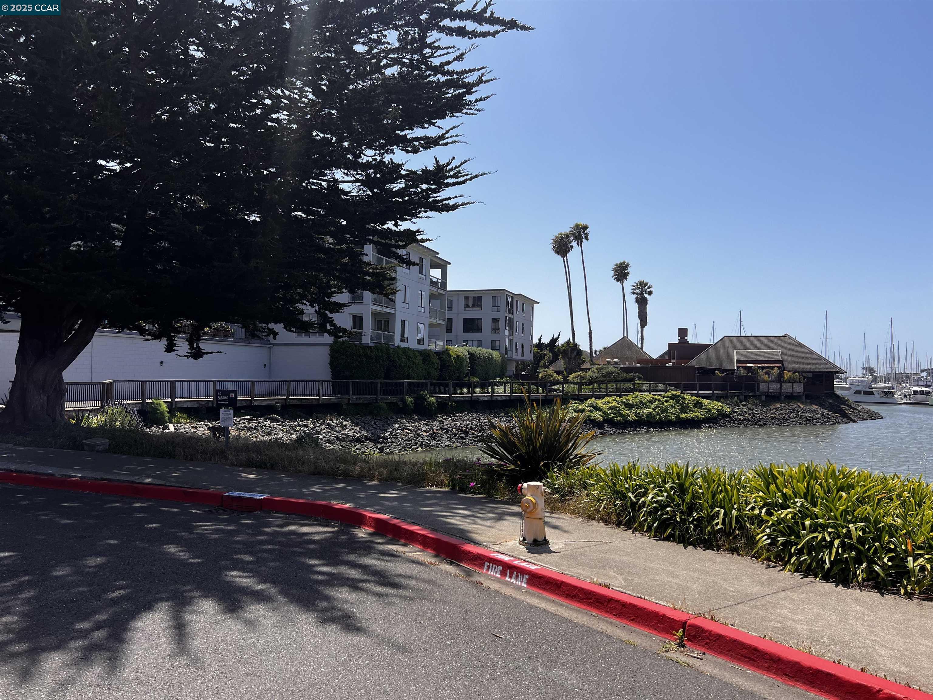 Detail Gallery Image 20 of 35 For 2 Anchor Drive #F-285,  Emeryville,  CA 94608 - 1 Beds | 1 Baths