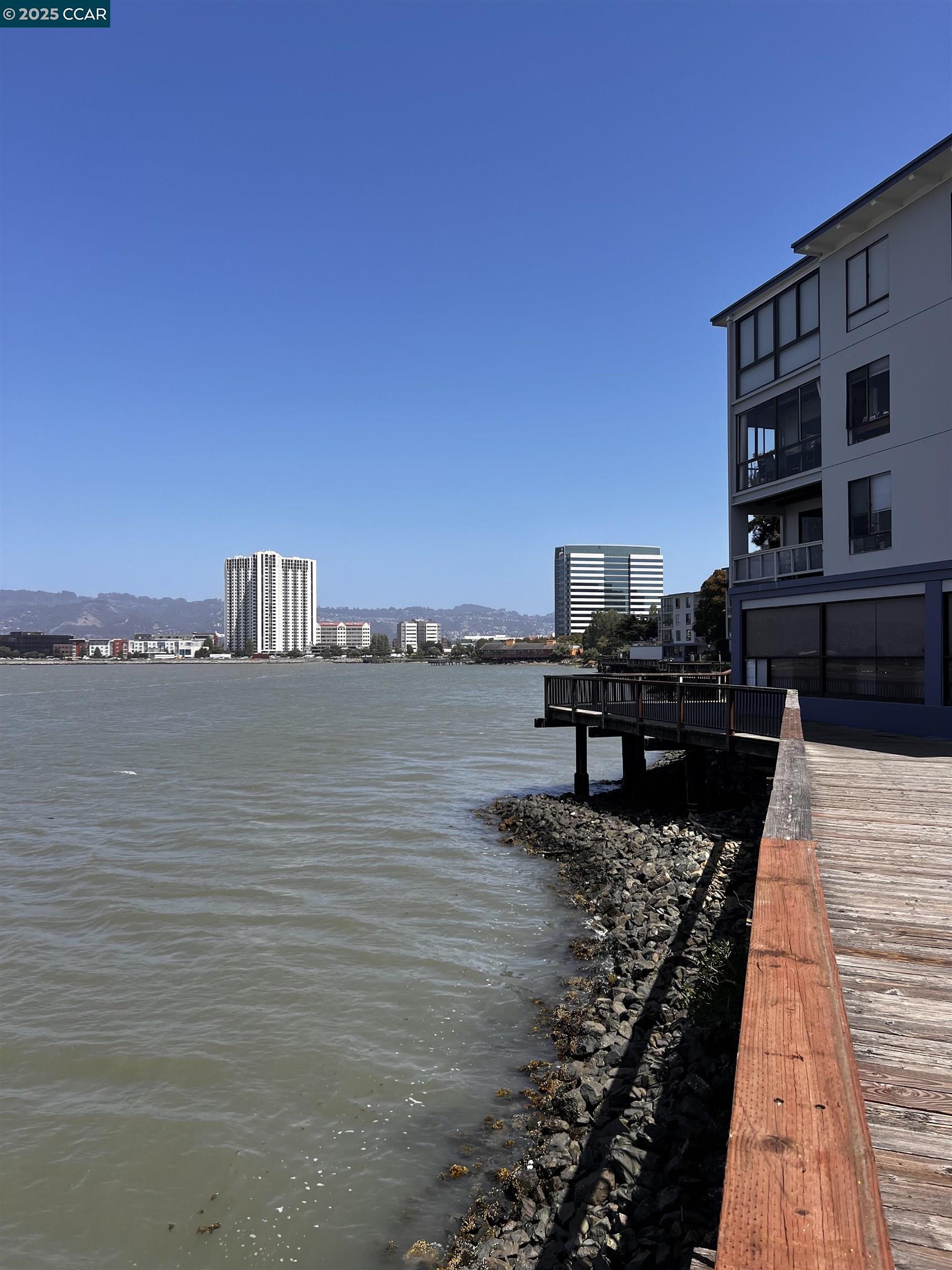Detail Gallery Image 21 of 35 For 2 Anchor Drive #F-285,  Emeryville,  CA 94608 - 1 Beds | 1 Baths