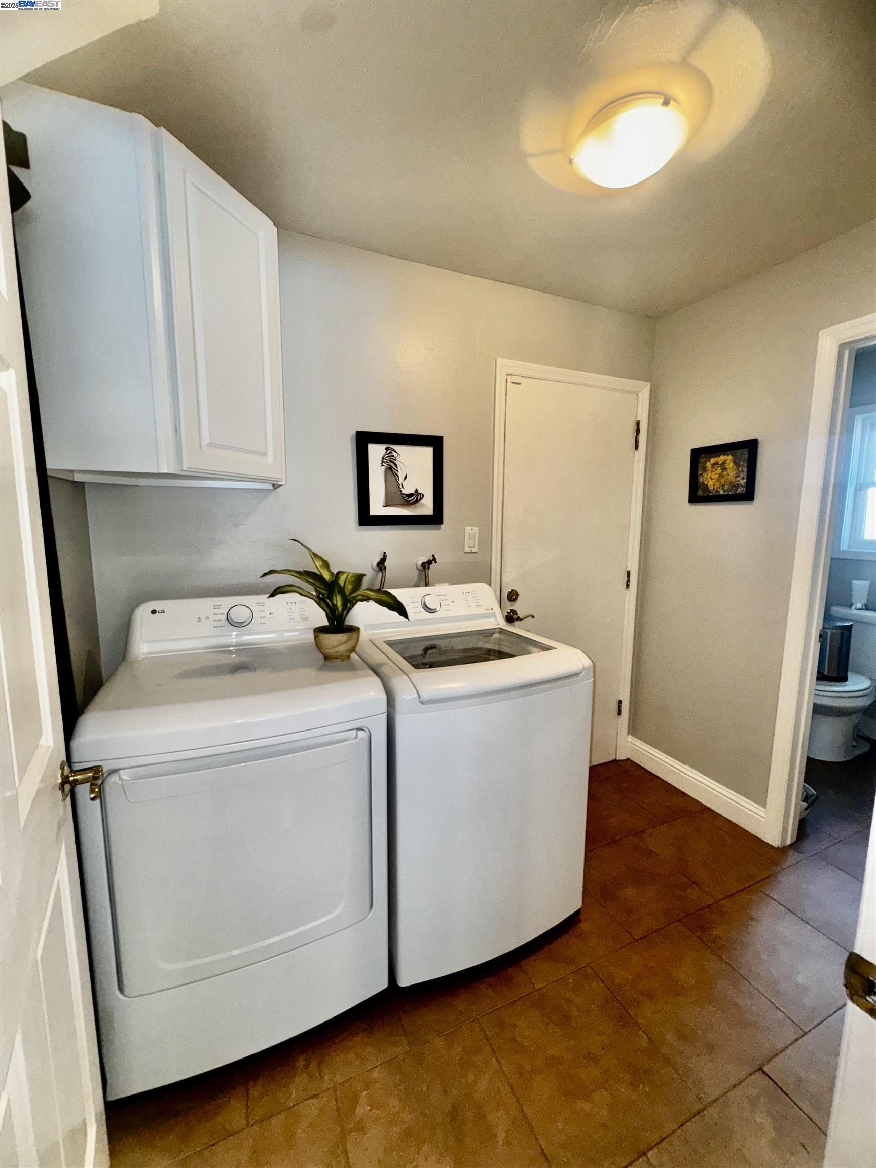 Detail Gallery Image 20 of 40 For 3521 S Olympic Ct, Pleasanton,  CA 94588 - 3 Beds | 2/1 Baths