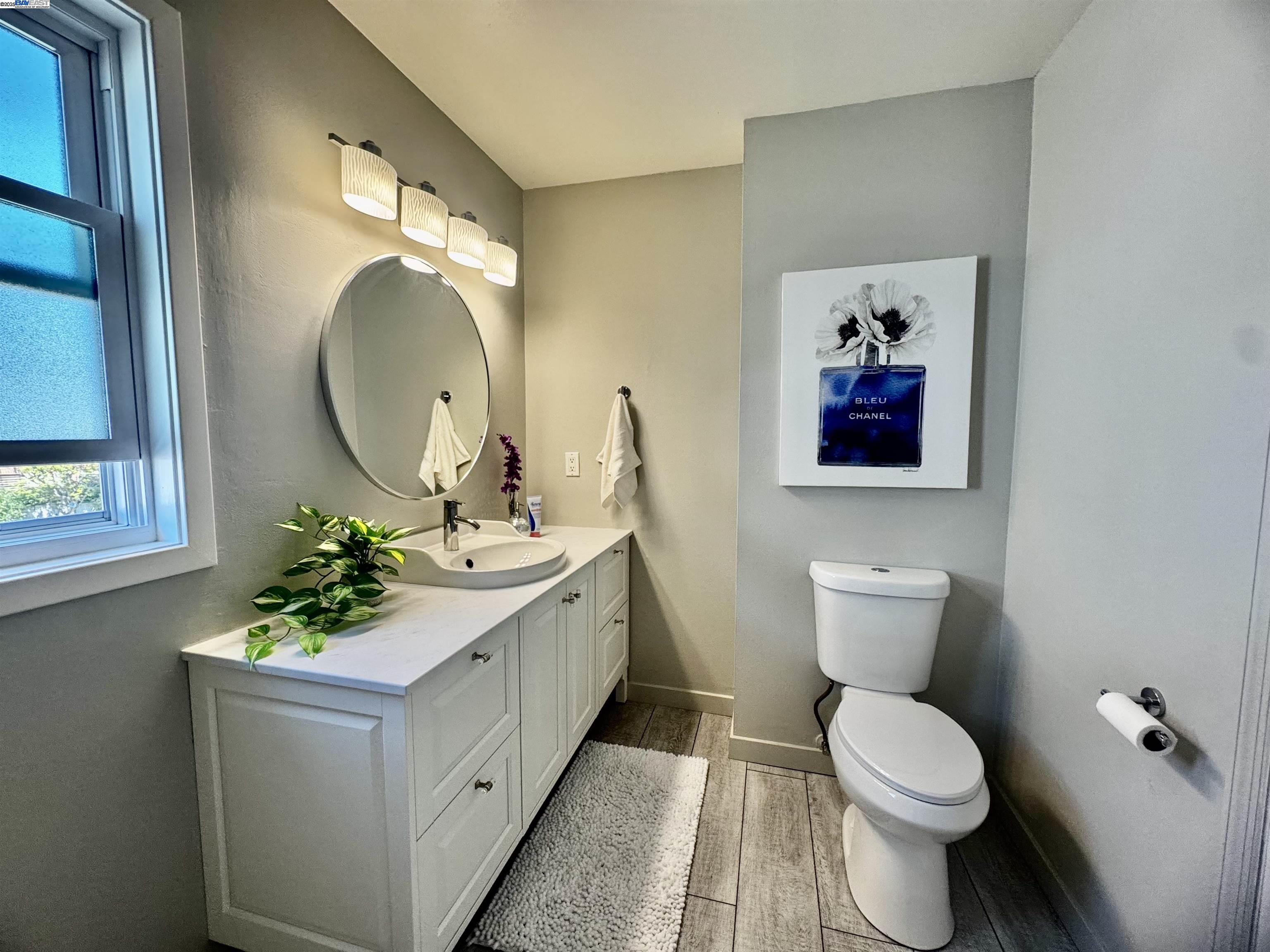Detail Gallery Image 24 of 40 For 3521 S Olympic Ct, Pleasanton,  CA 94588 - 3 Beds | 2/1 Baths