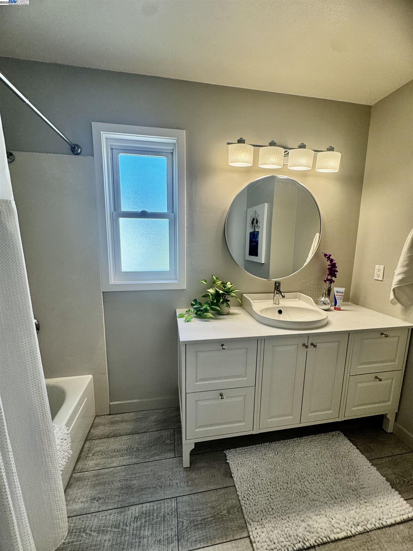 Detail Gallery Image 26 of 40 For 3521 S Olympic Ct, Pleasanton,  CA 94588 - 3 Beds | 2/1 Baths