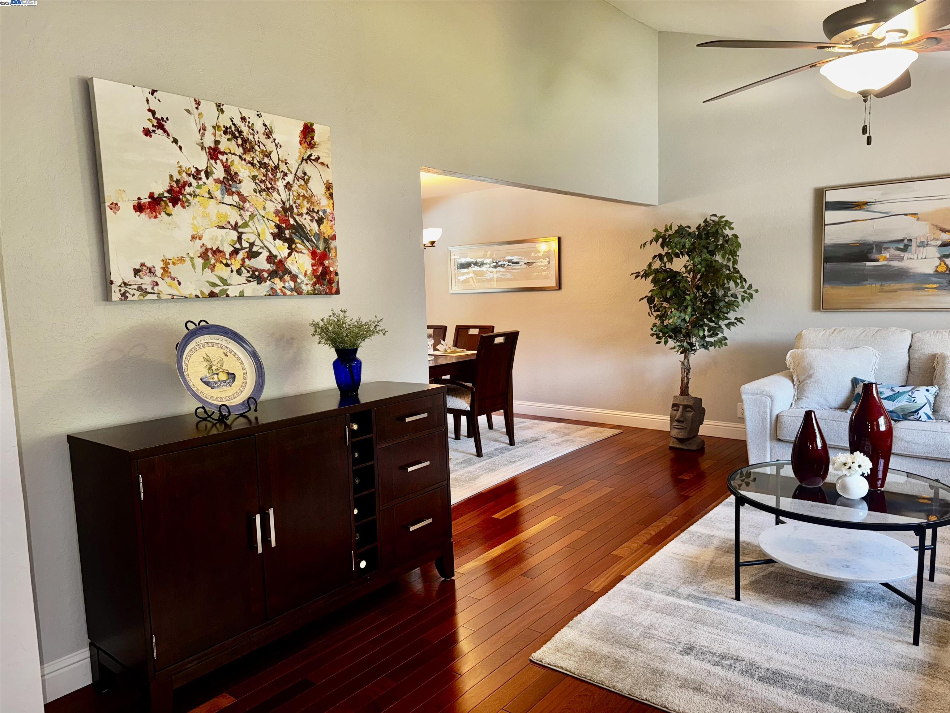 Detail Gallery Image 5 of 40 For 3521 S Olympic Ct, Pleasanton,  CA 94588 - 3 Beds | 2/1 Baths