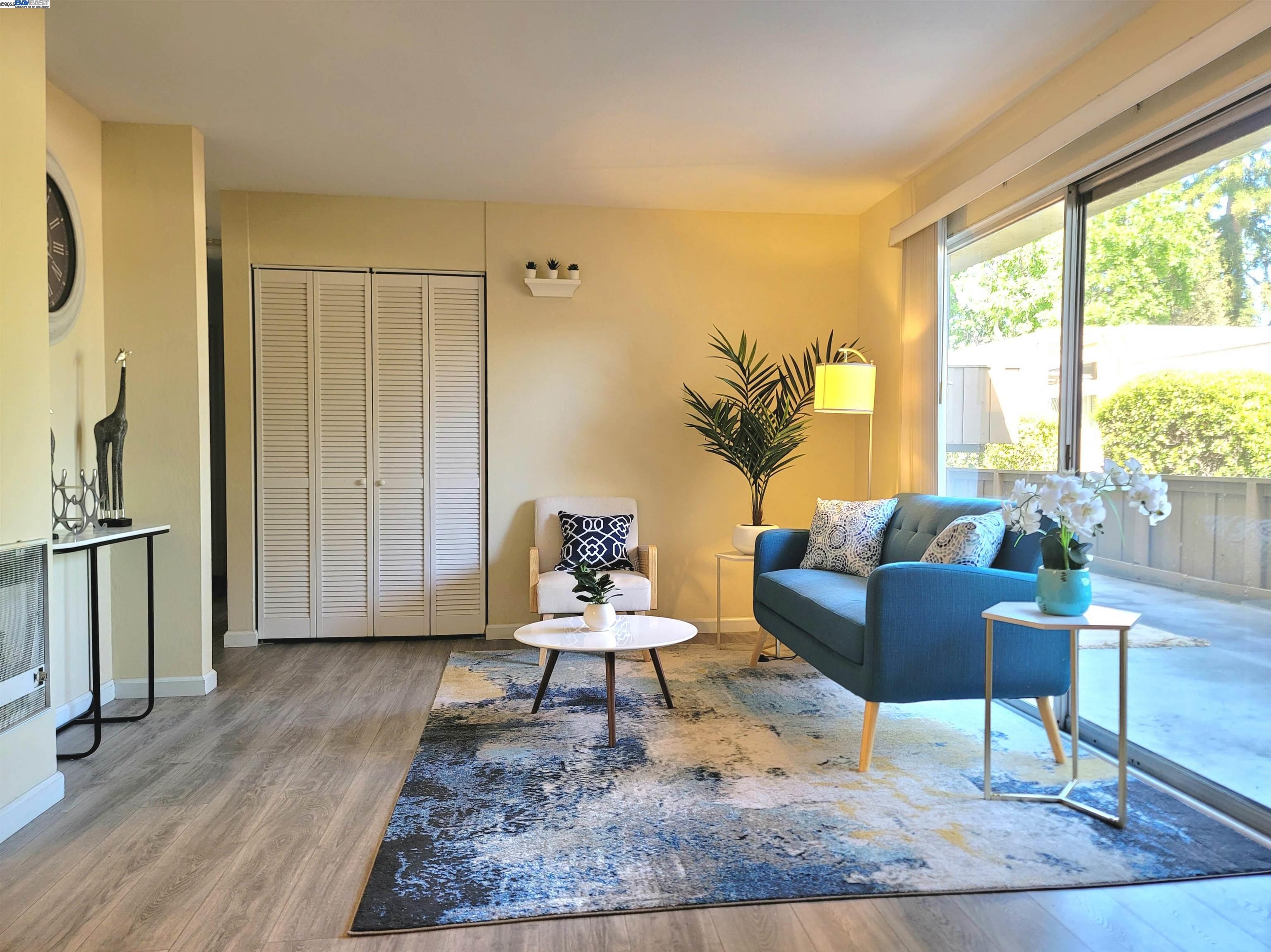 Detail Gallery Image 4 of 24 For 320 Auburn Way #25,  San Jose,  CA 95129 - 2 Beds | 1 Baths