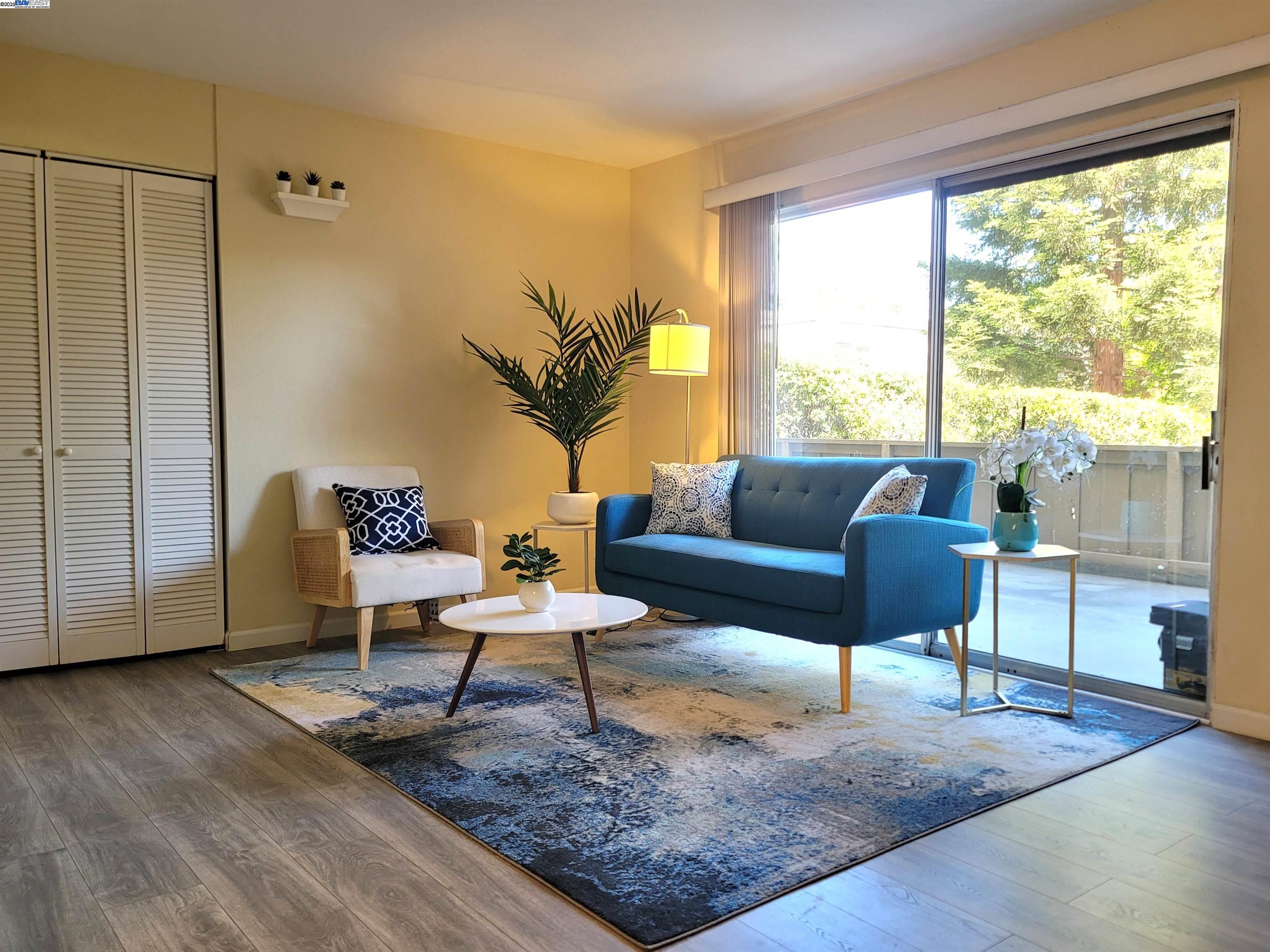 Detail Gallery Image 5 of 24 For 320 Auburn Way #25,  San Jose,  CA 95129 - 2 Beds | 1 Baths