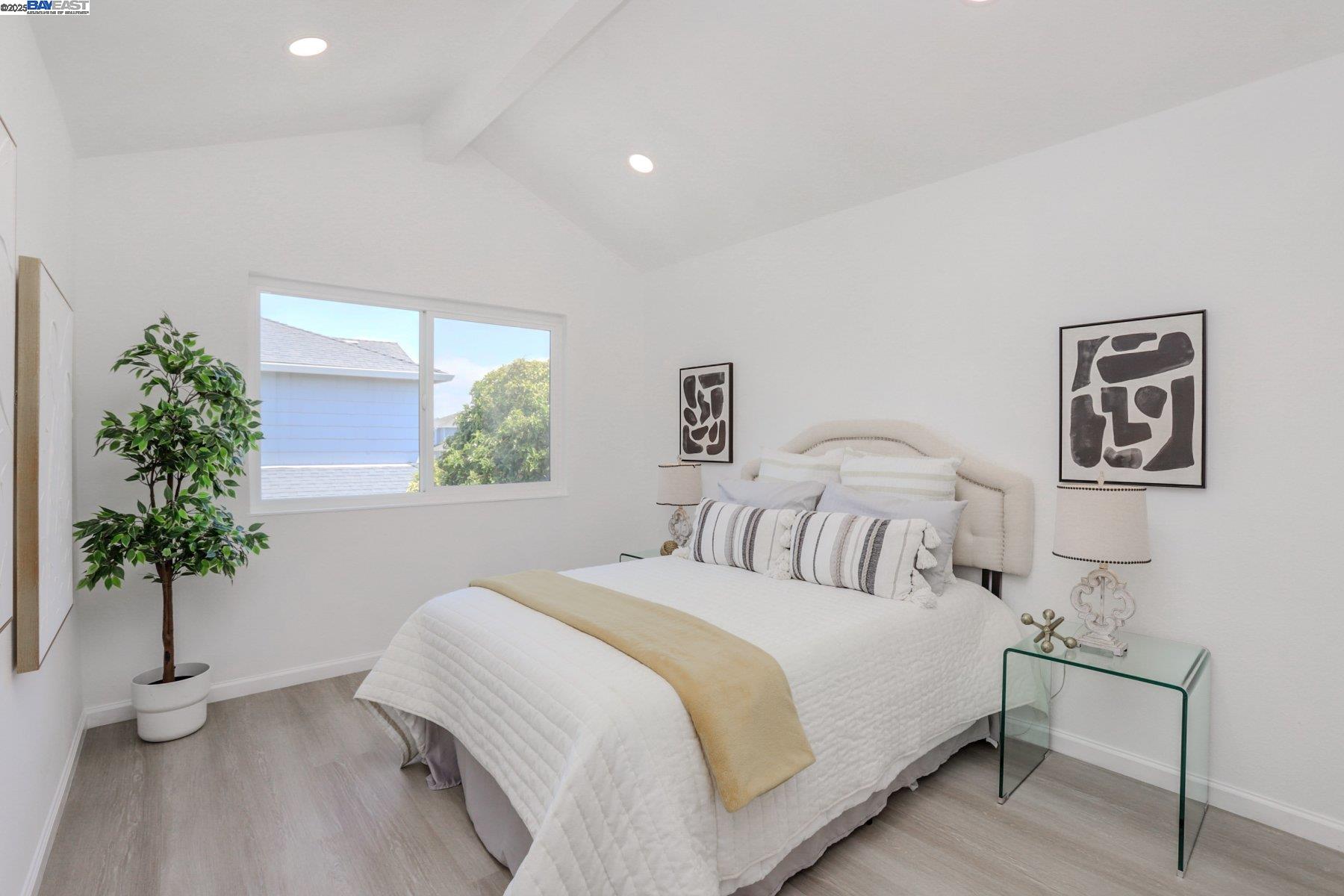 Detail Gallery Image 20 of 33 For 34724 Teal Cmn, Fremont,  CA 94555 - 3 Beds | 2/1 Baths