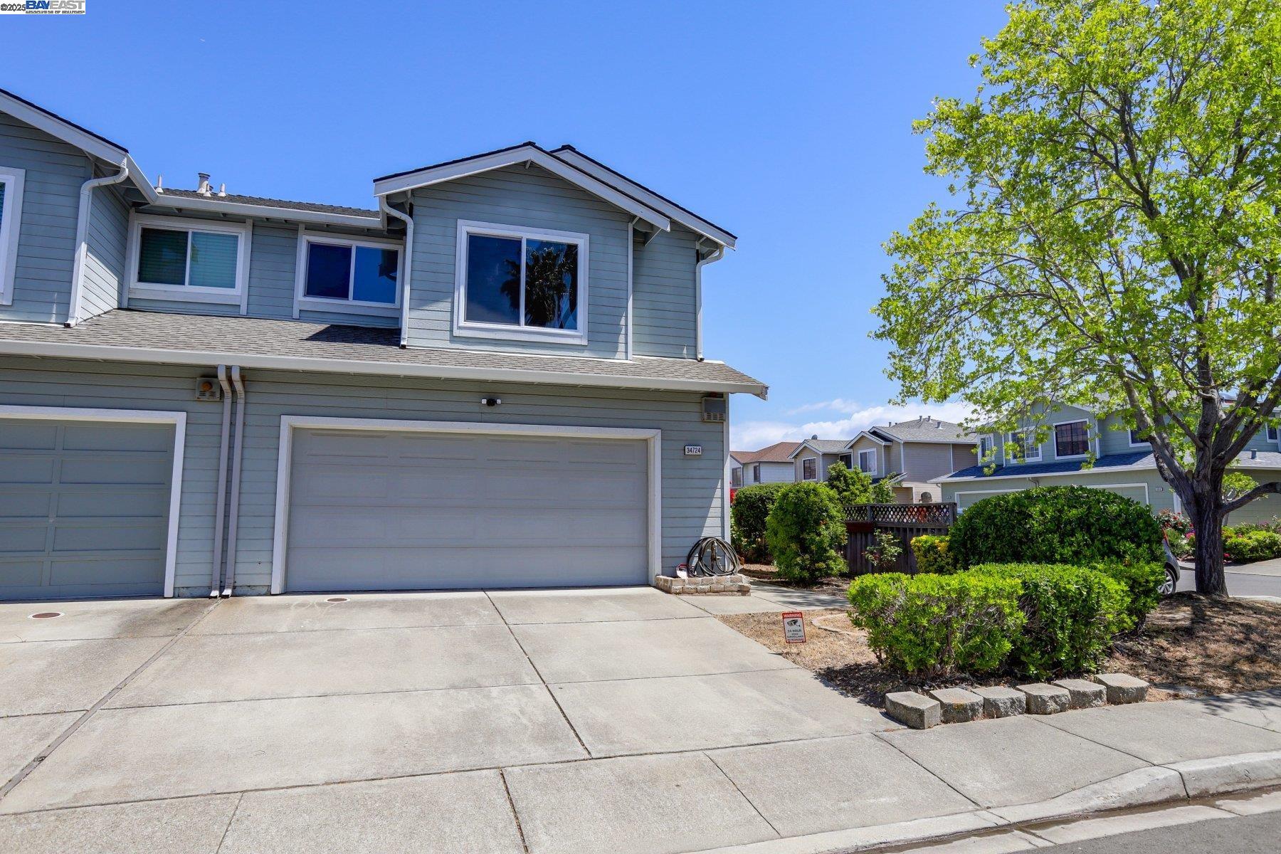 Detail Gallery Image 3 of 33 For 34724 Teal Cmn, Fremont,  CA 94555 - 3 Beds | 2/1 Baths