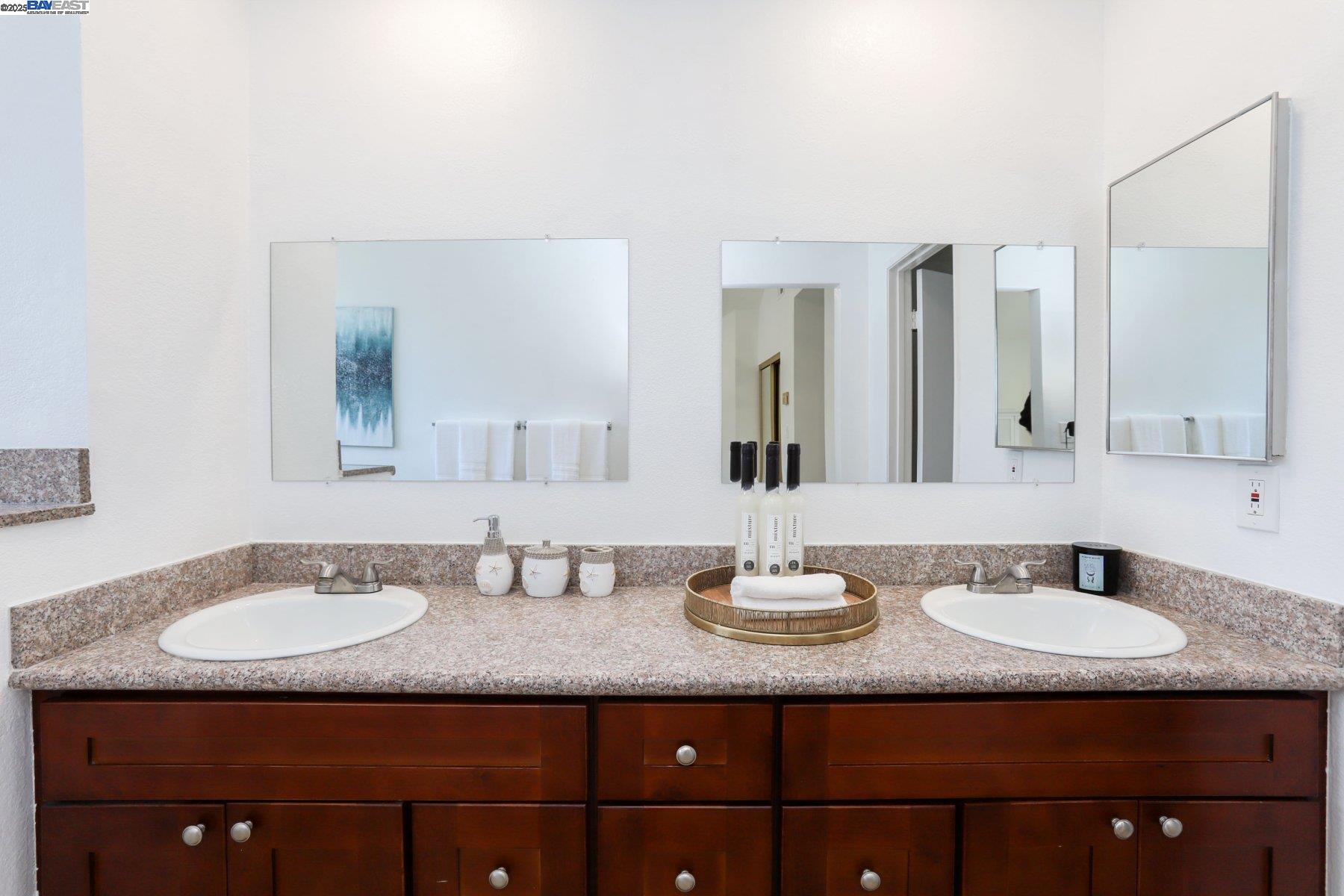 Detail Gallery Image 26 of 33 For 34724 Teal Cmn, Fremont,  CA 94555 - 3 Beds | 2/1 Baths