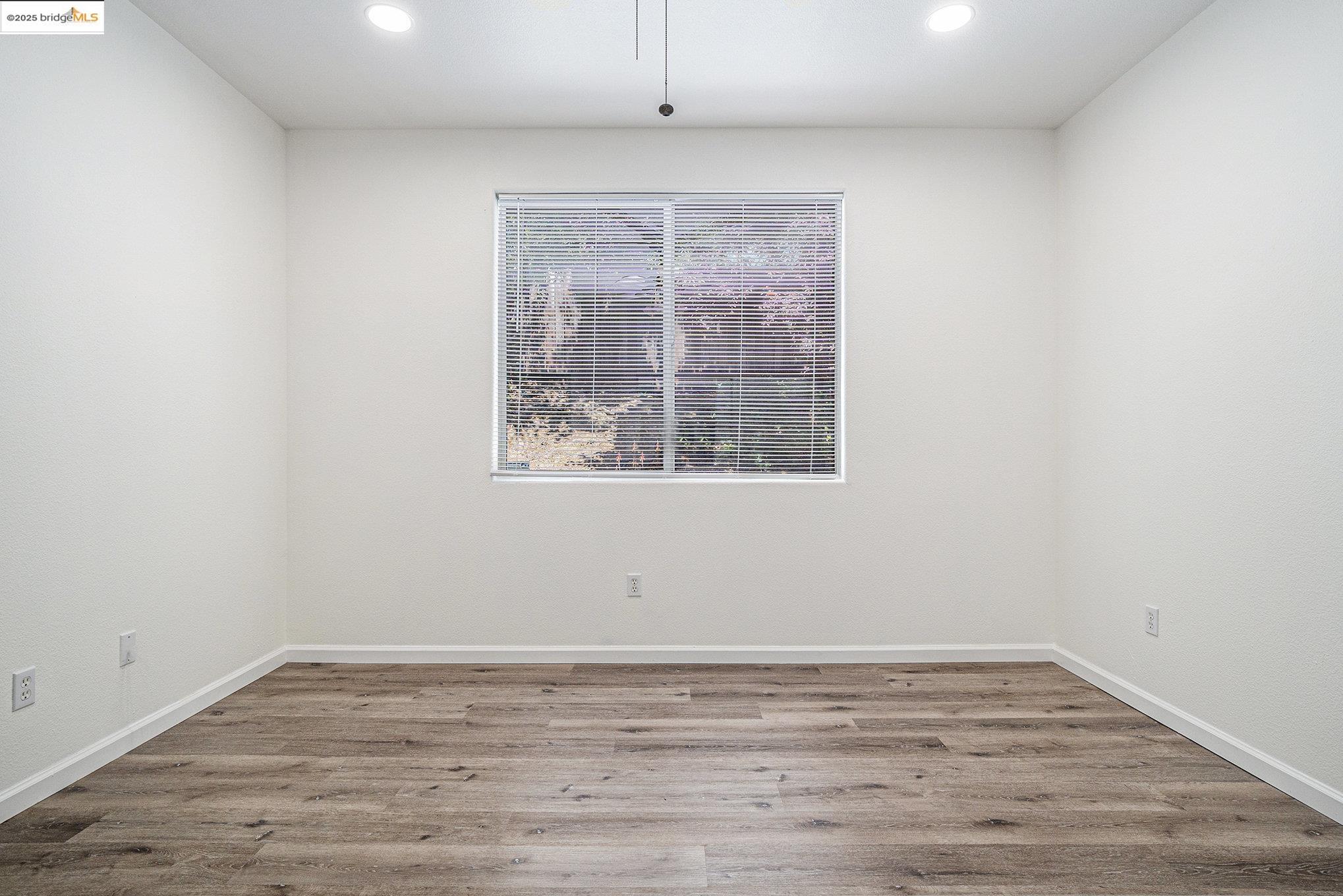 Detail Gallery Image 15 of 33 For 4112 Montgomery Hill Dr, Antioch,  CA 94531 - 3 Beds | 2 Baths