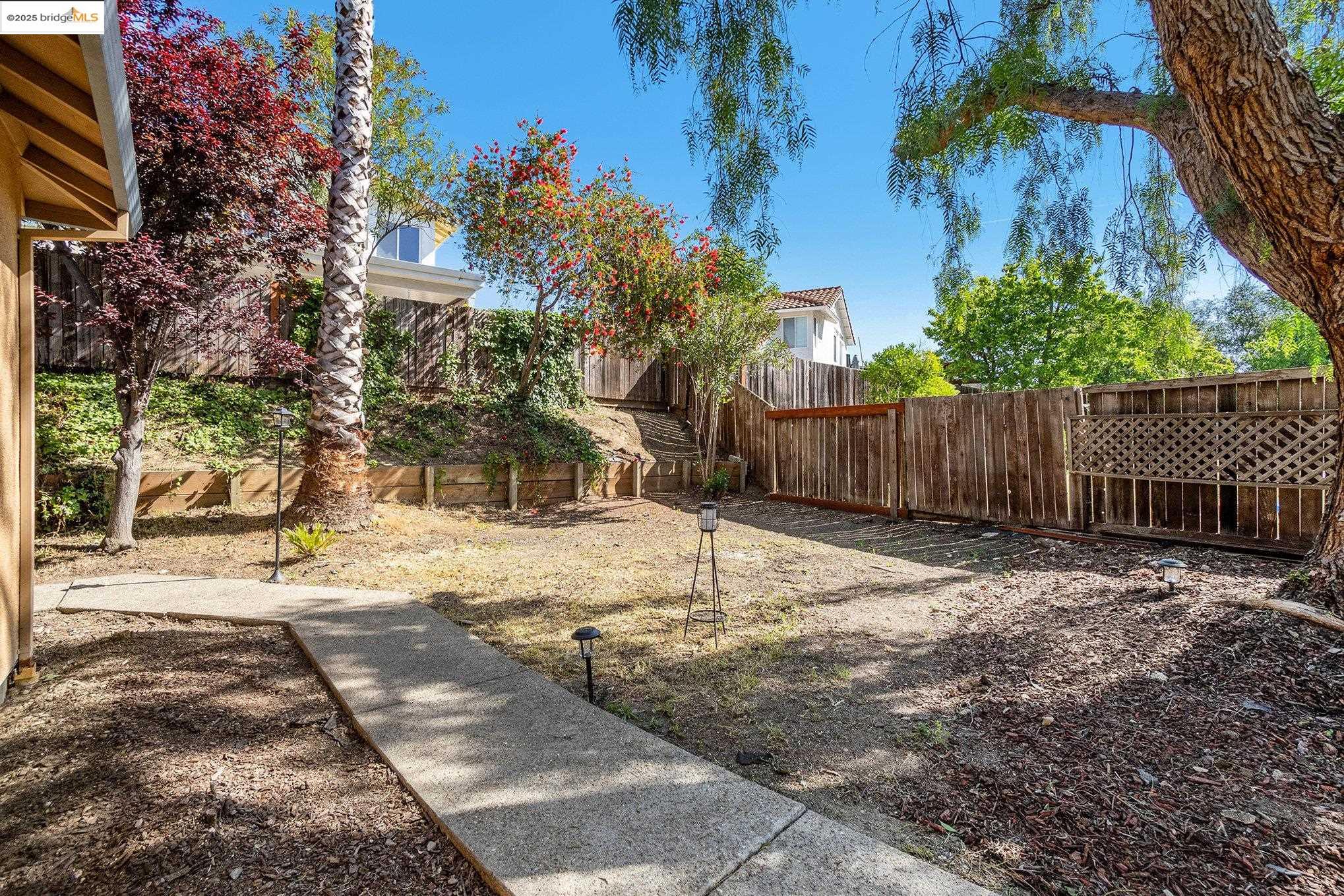 Detail Gallery Image 23 of 33 For 4112 Montgomery Hill Dr, Antioch,  CA 94531 - 3 Beds | 2 Baths
