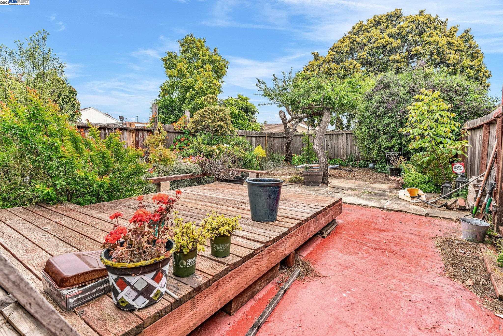 Detail Gallery Image 26 of 33 For 1752 100th Ave, Oakland,  CA 94603 - 1 Beds | 1 Baths