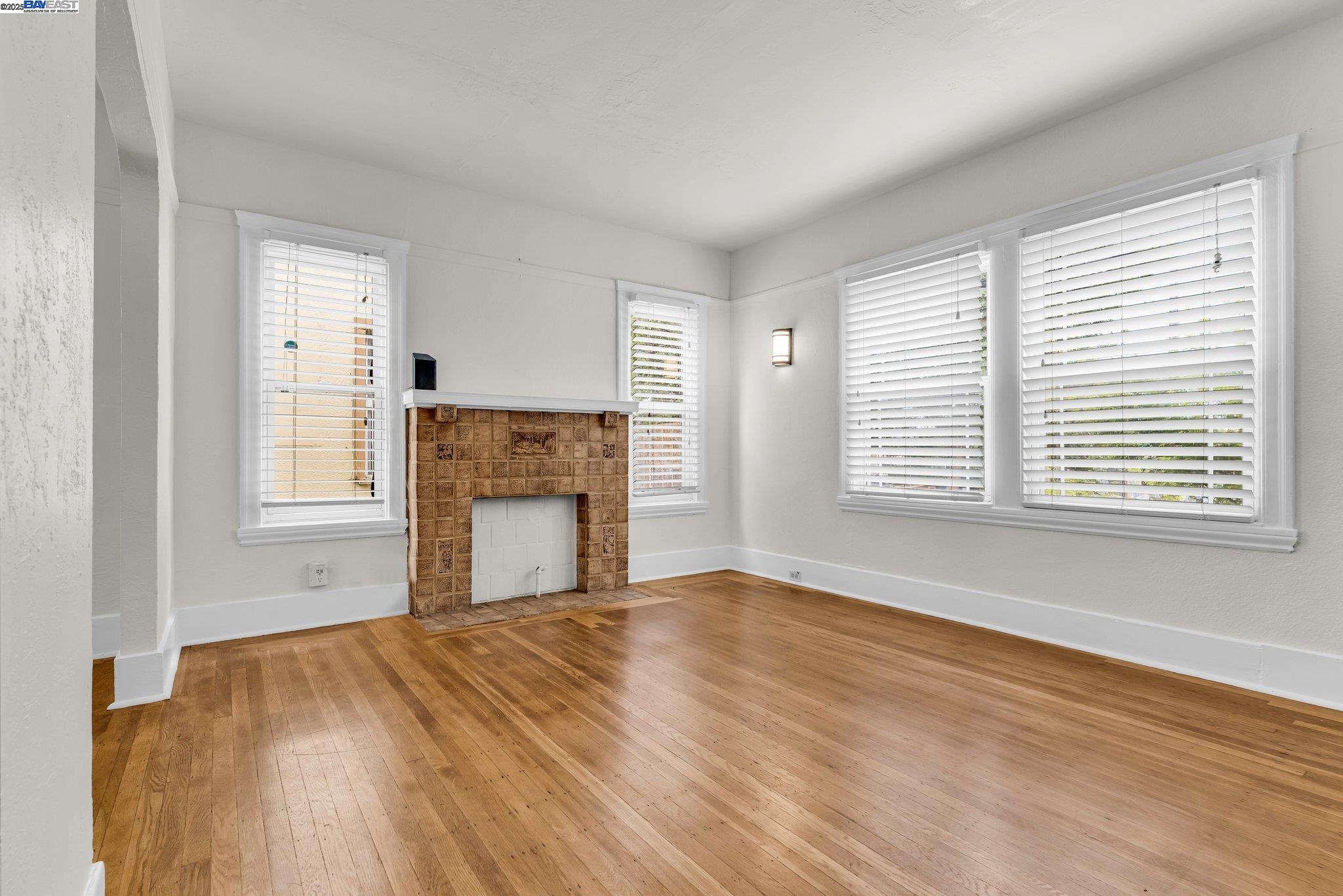 Detail Gallery Image 6 of 33 For 1752 100th Ave, Oakland,  CA 94603 - 1 Beds | 1 Baths